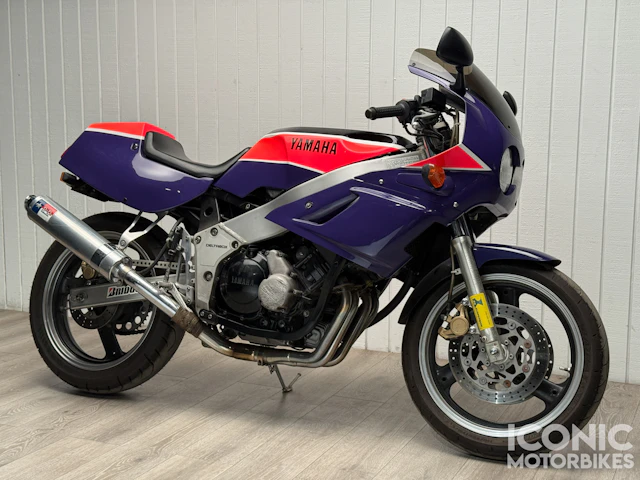 1989 Yamaha FZR400