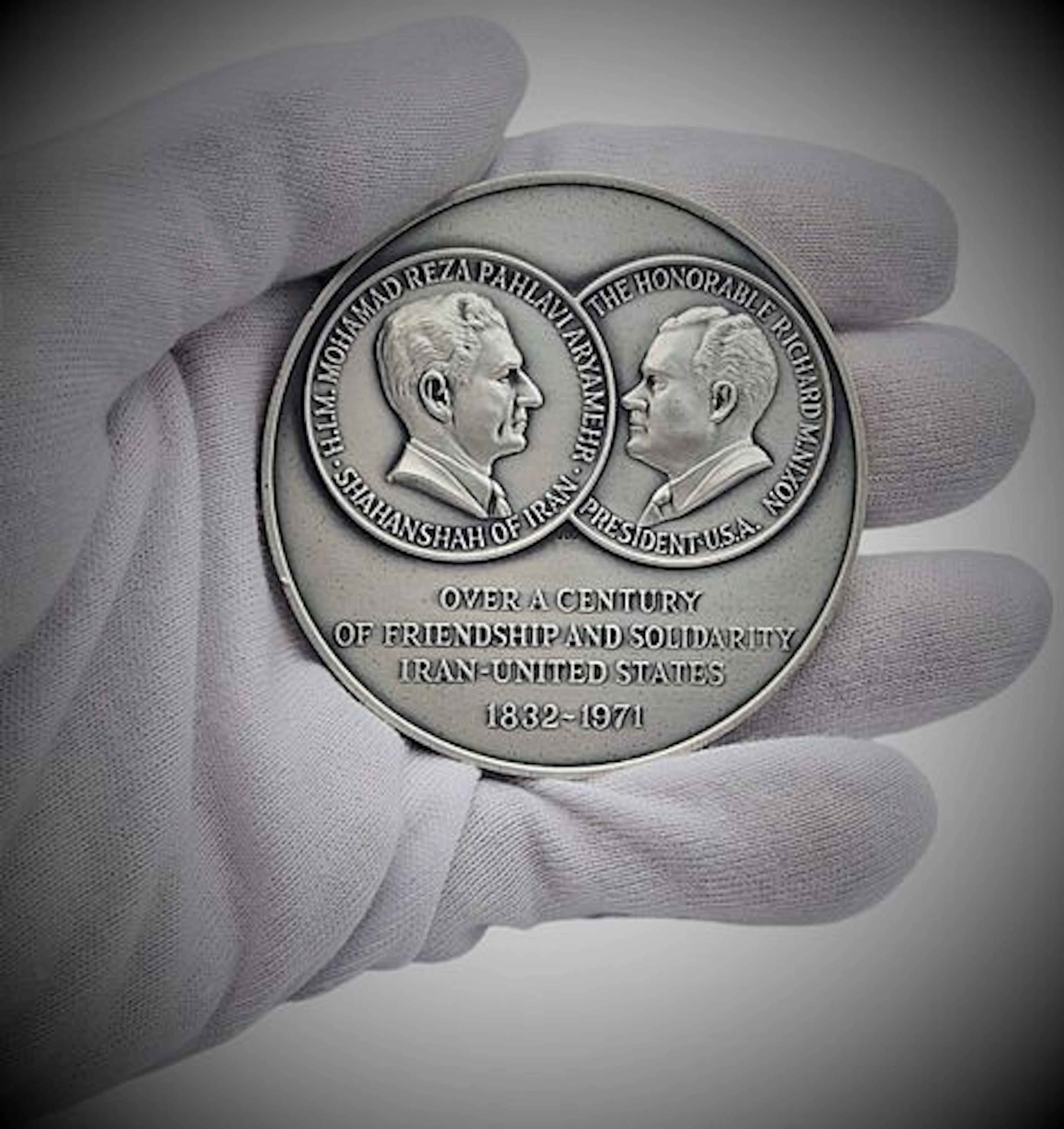 Pahlavi & Nixon Silver (146g) Over A Century Of Friendship And Solidarity