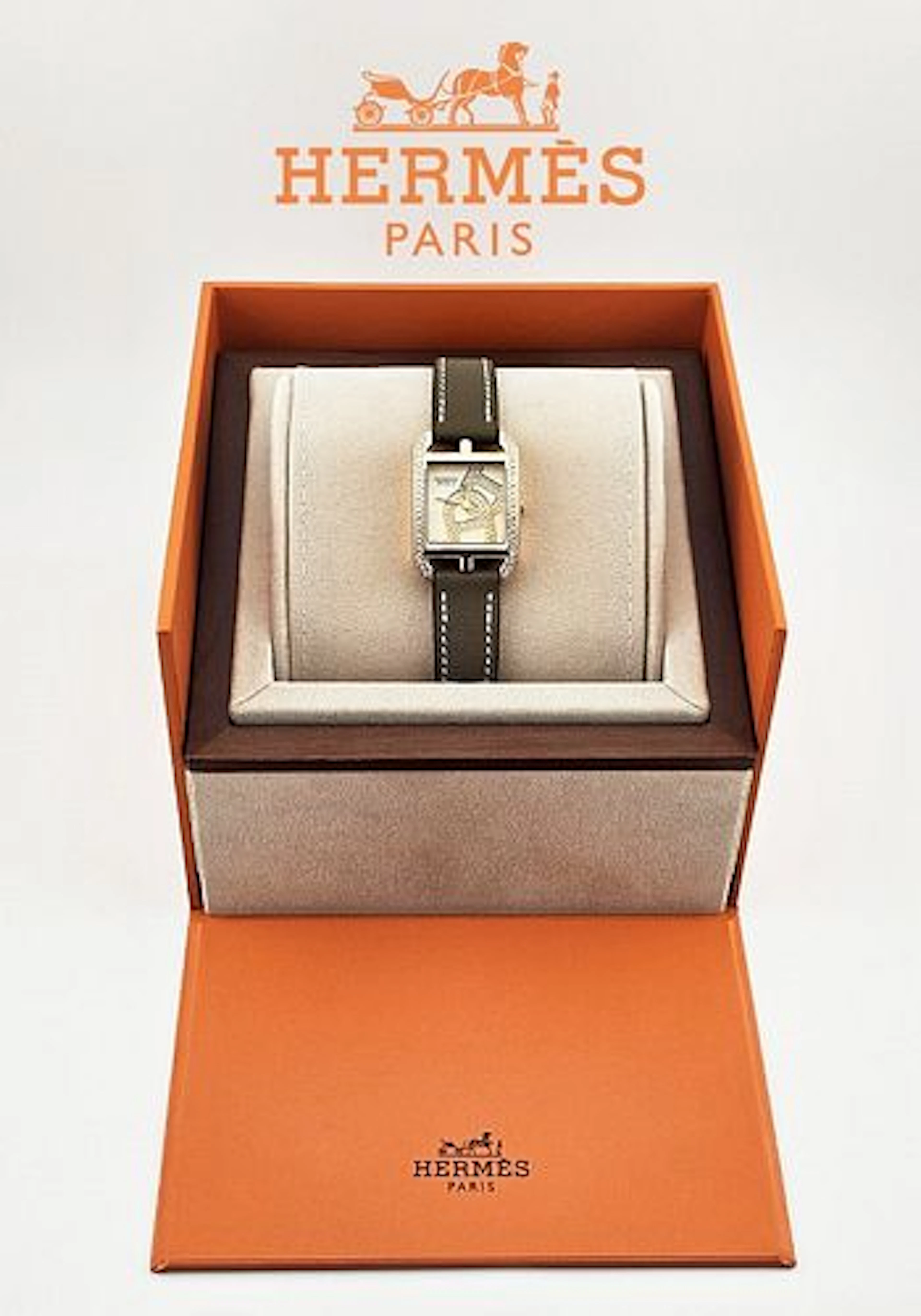 Hermes 18K Diamond Cape Cod Chaine D'Ancre Joaillier (31mm) Watch