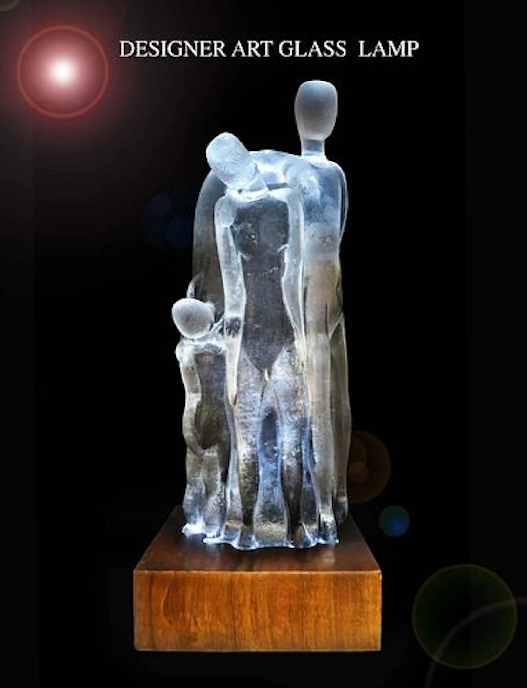 A LARGE MODERN DESIGNER GLASS FIGURINE GROUP LAMP