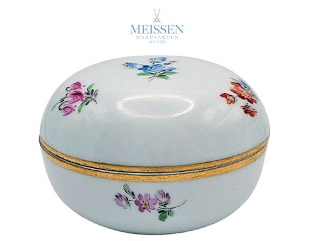19th C. Rounded Meissen Porcelain Floral Trinket Box