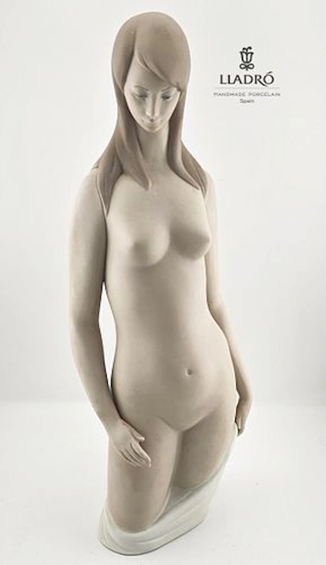Torso In White LLADRO Hand painted Porcelain Figurine, Hallmarked