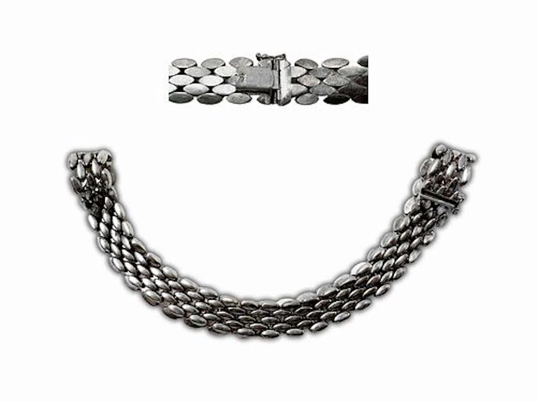 A Fine Sterling Silver 925 Necklace