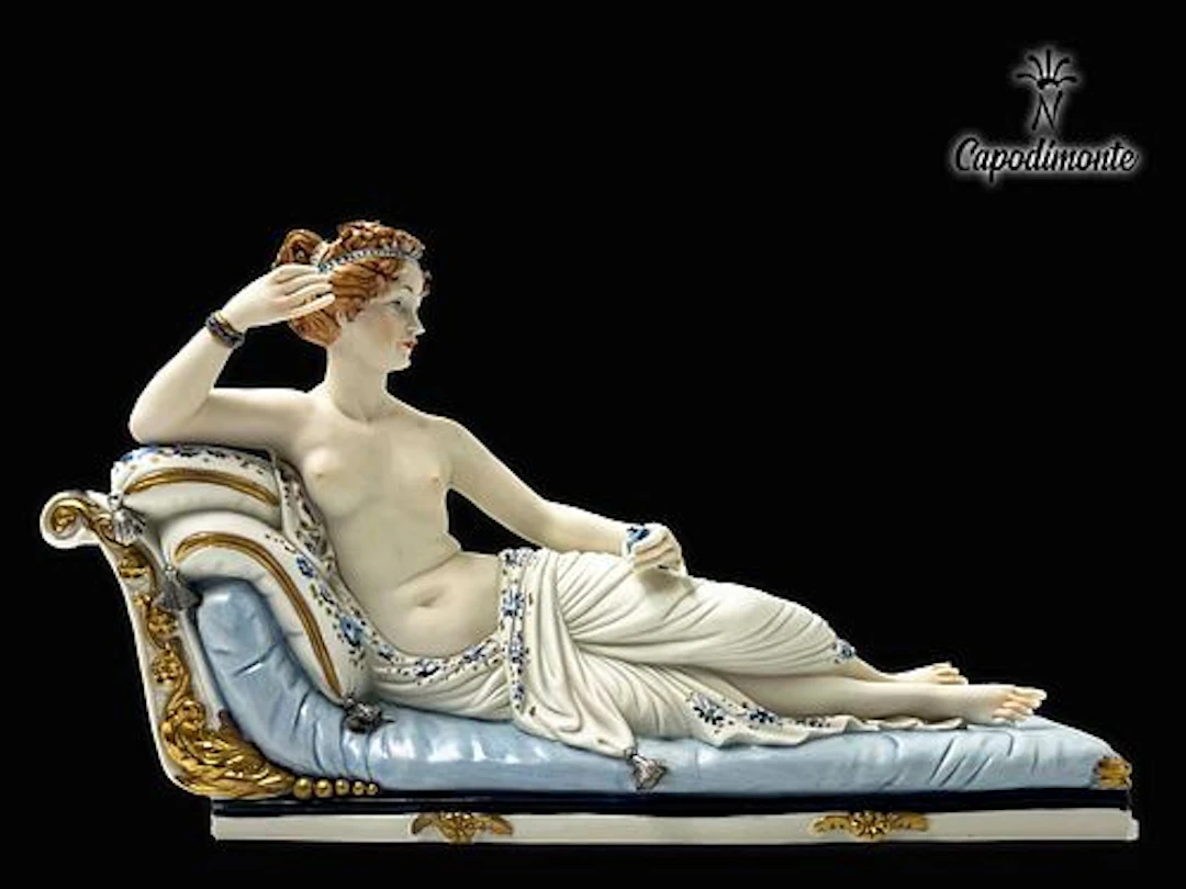 Venus Victrix , A Vintage Capodimonte After Canova Hand Painted Figurine