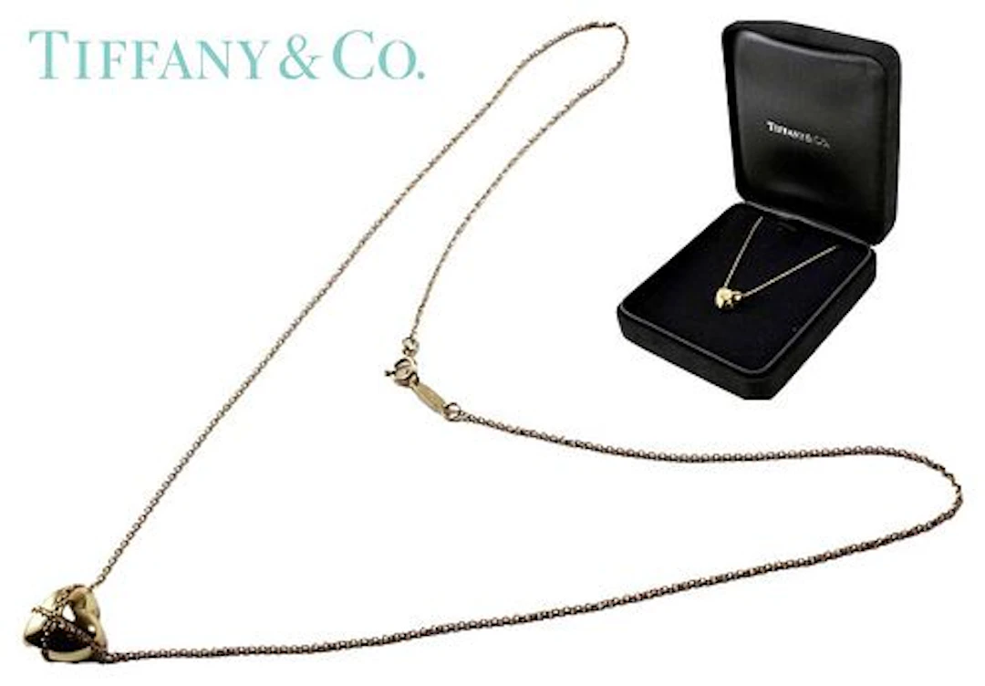 TIFFANY & Co. 750 18K GOLD PUFFED CHAINED HEART PENDANT NECKLACE, BOXED