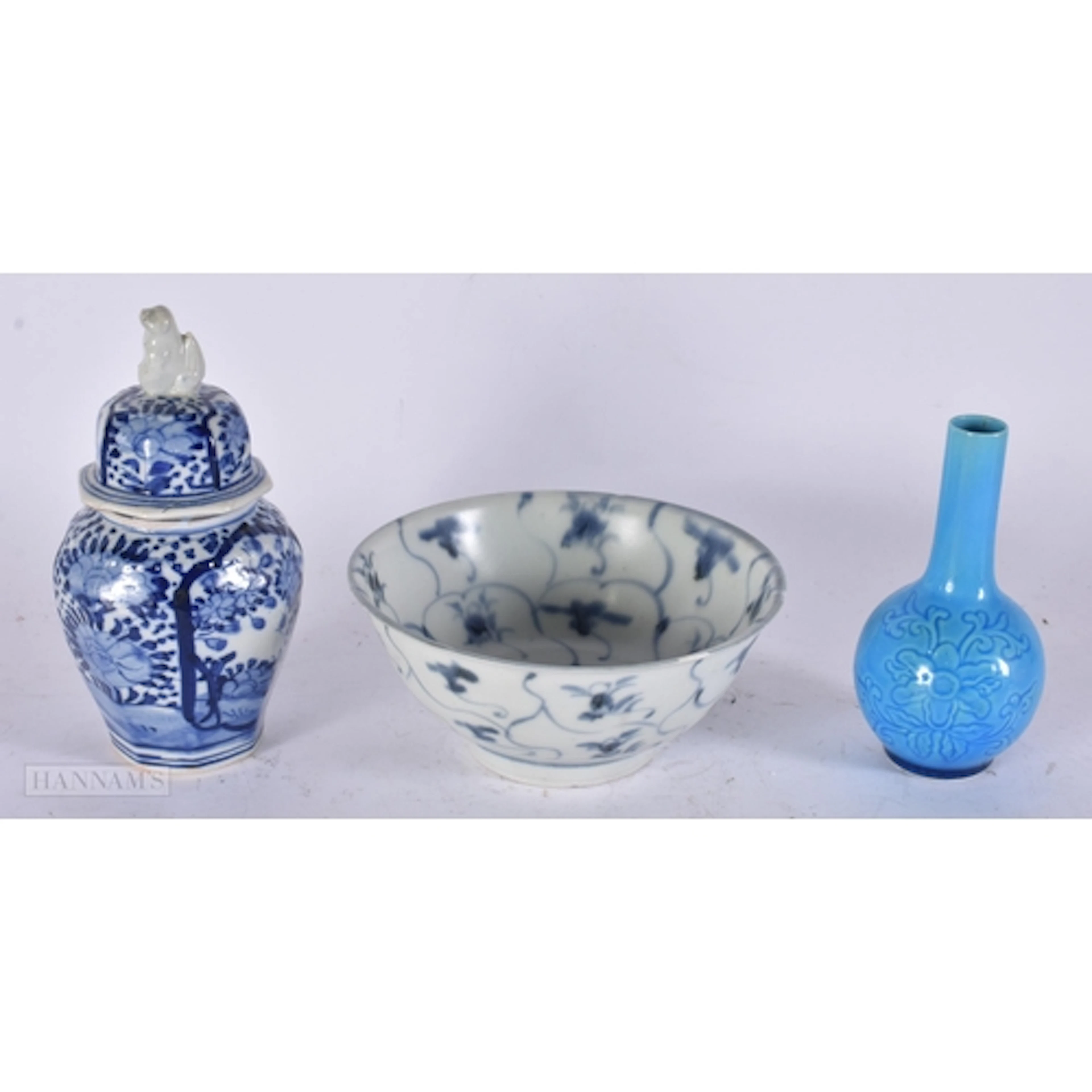ASSORTED CHINESE AND JAPANESE CERAMICS. Largest 15 cm wide. ...