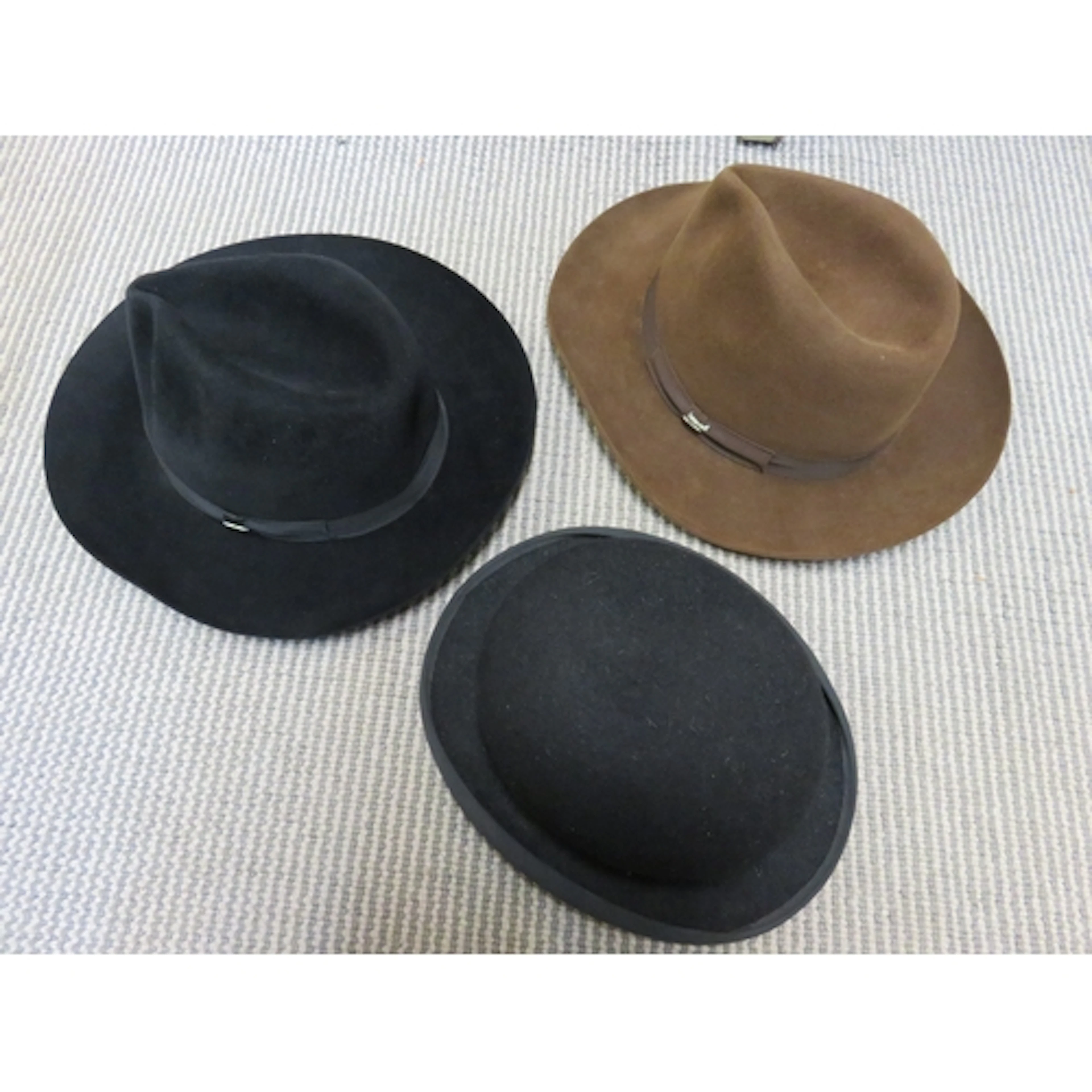 Two vintage Fedora hats by Whiteley, together with a Locke a...