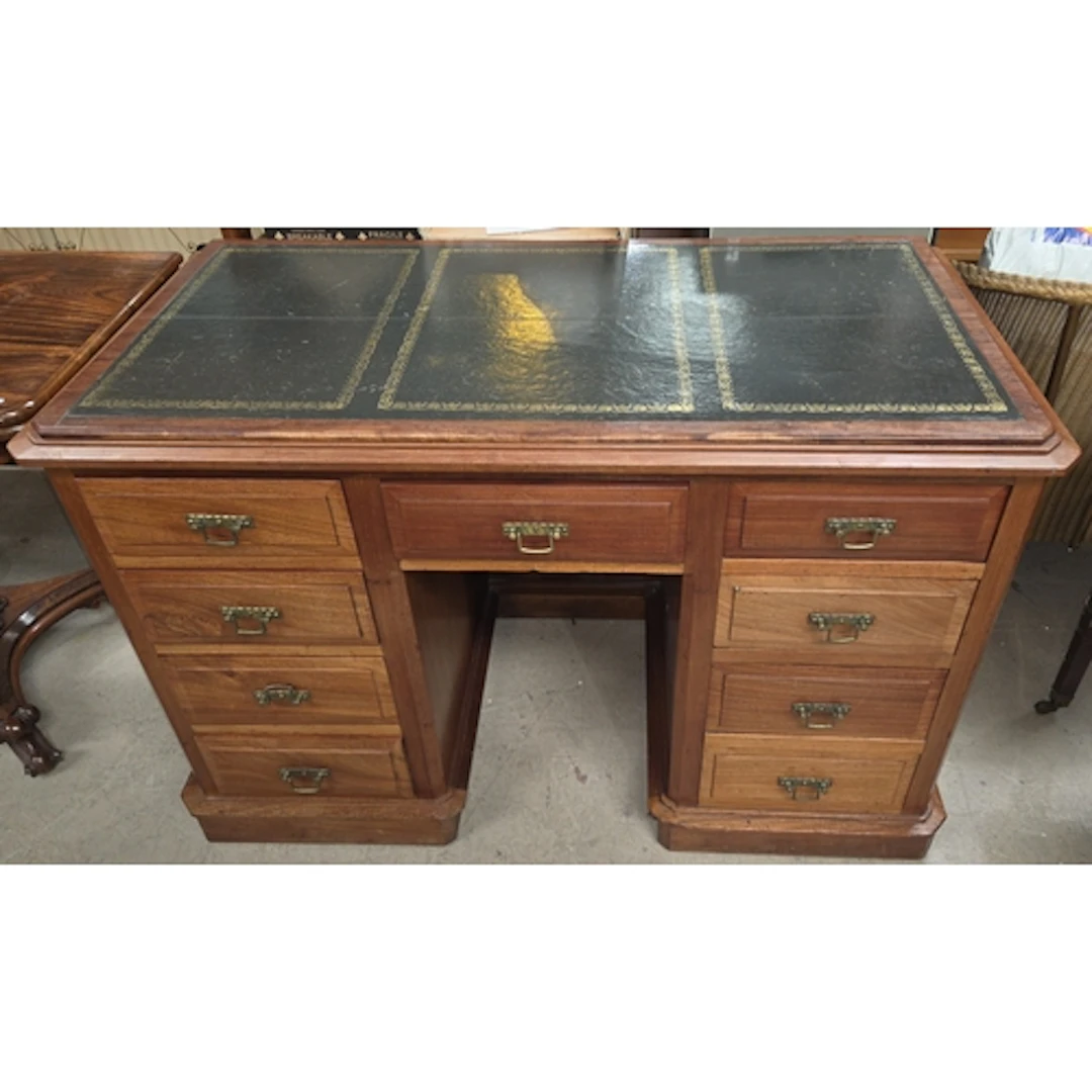 Victorian mahogany 9 drawer writing desk with green leather ...