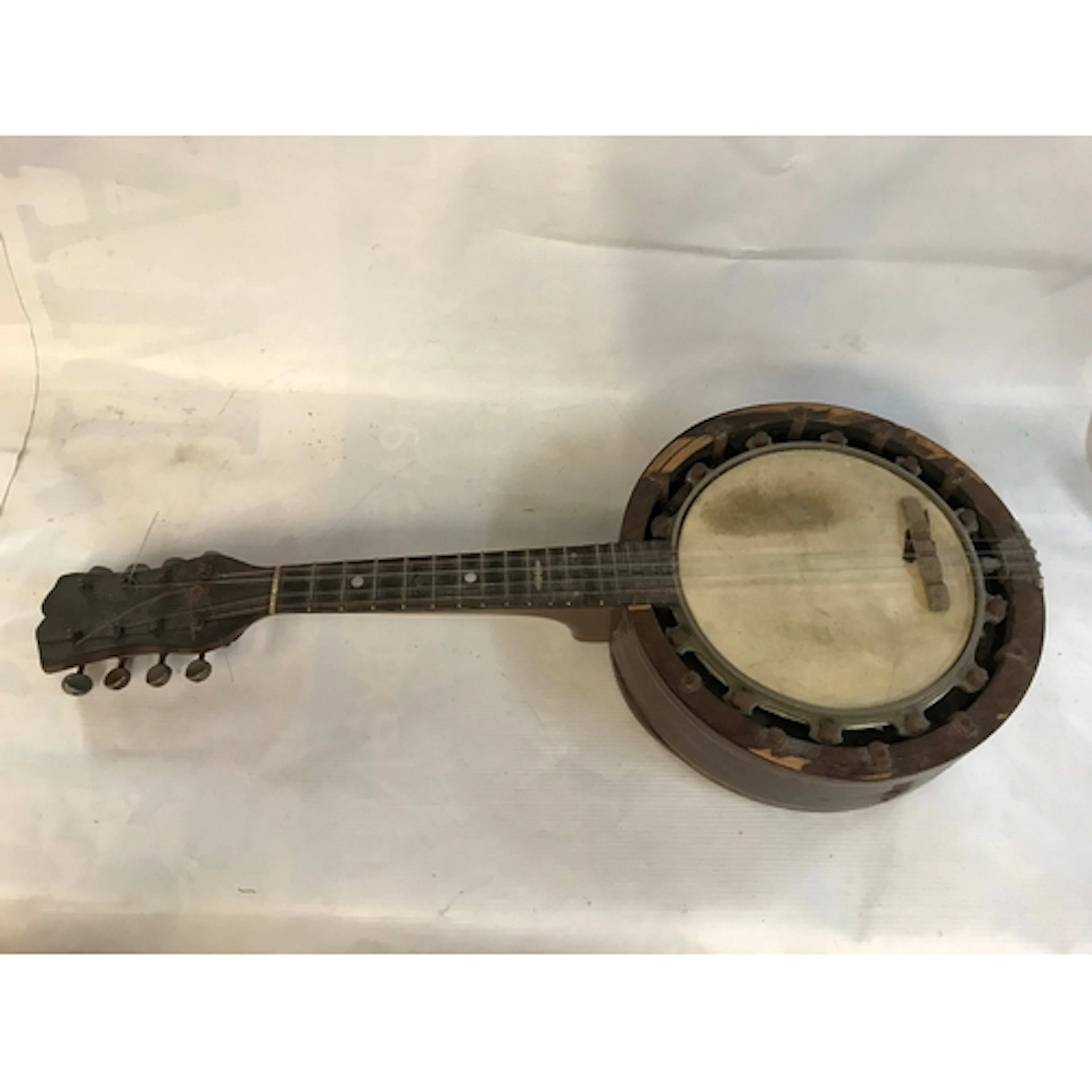 Vintage banjo - ukulele/banjolele.