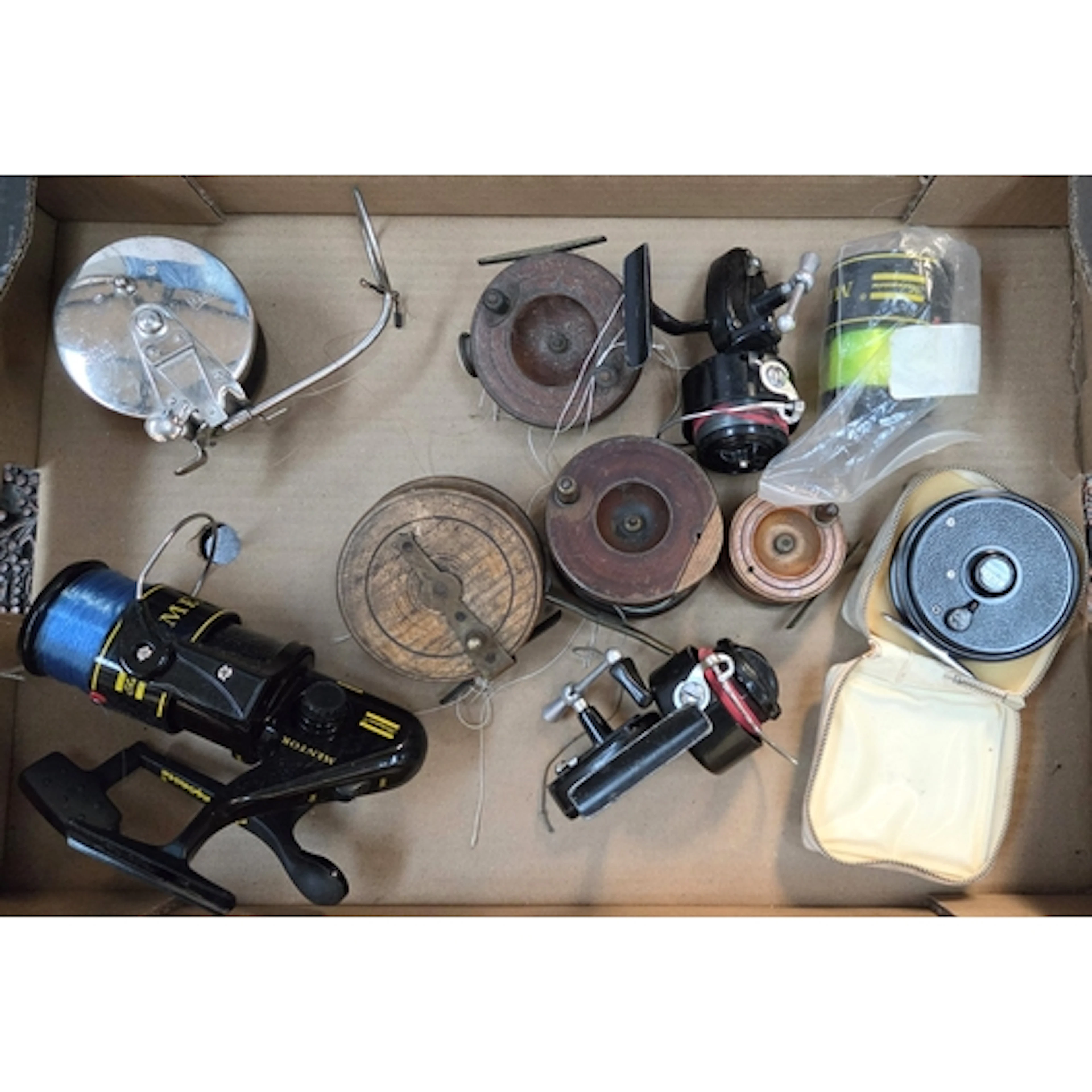 Fishing Reels, Youngs Beaudex cased reel, Shakespeare mentor...
