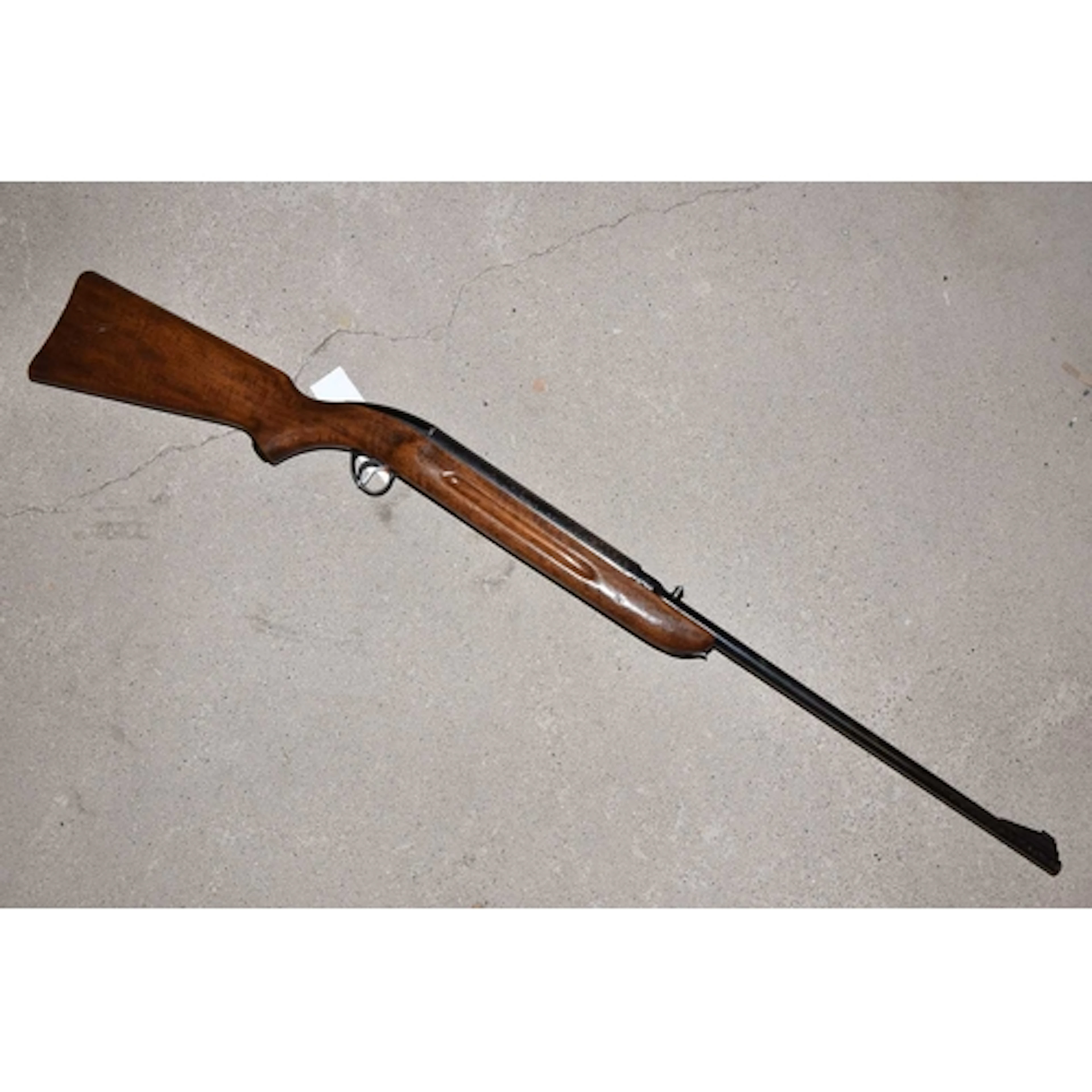 A BIRMINGHAM SMALL ARMS CO LTD (BSA) .22 AIRSPORTER UNDER LE...