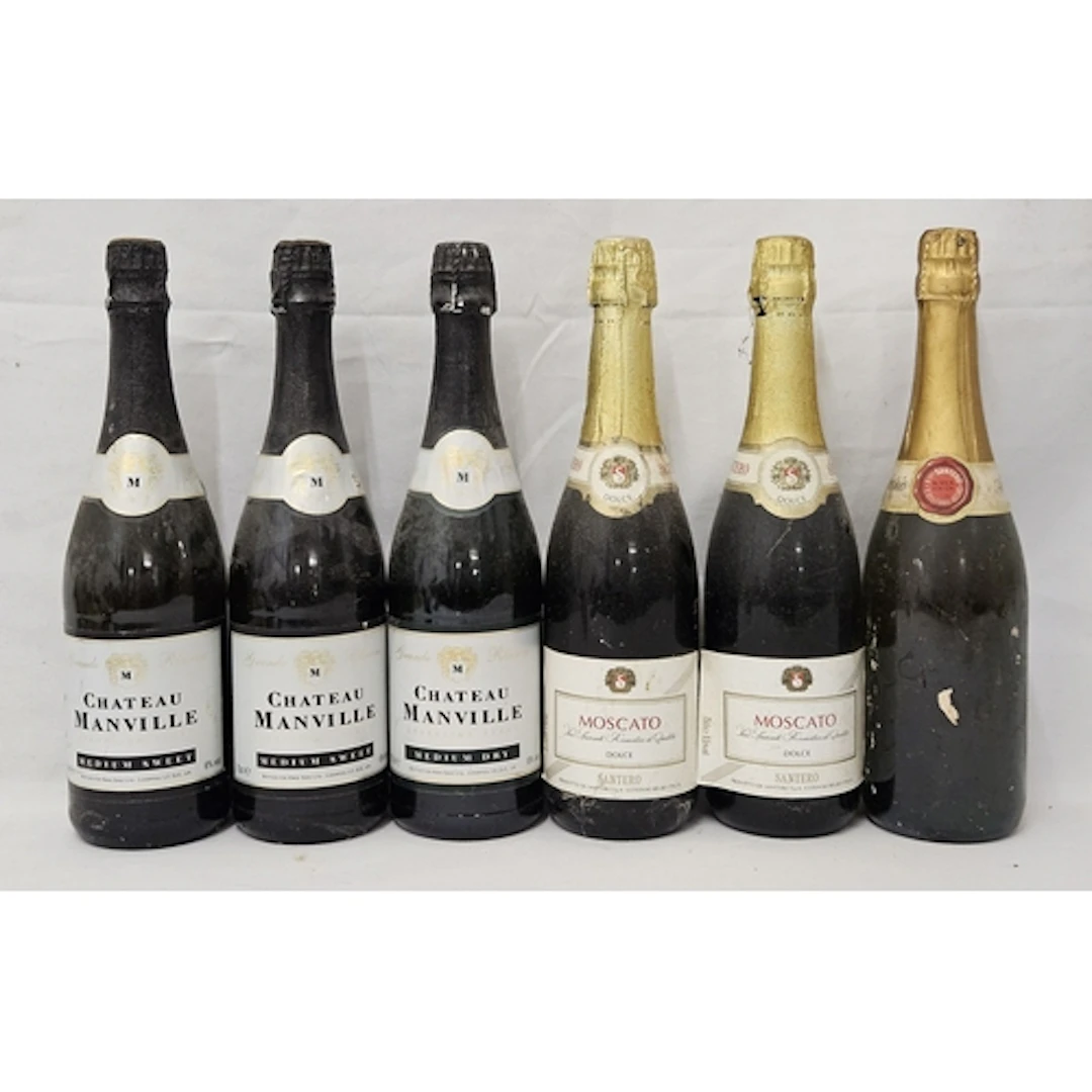 Vintage Sparkling Wine incl. Chateau Manville x 3, 2 bottles...