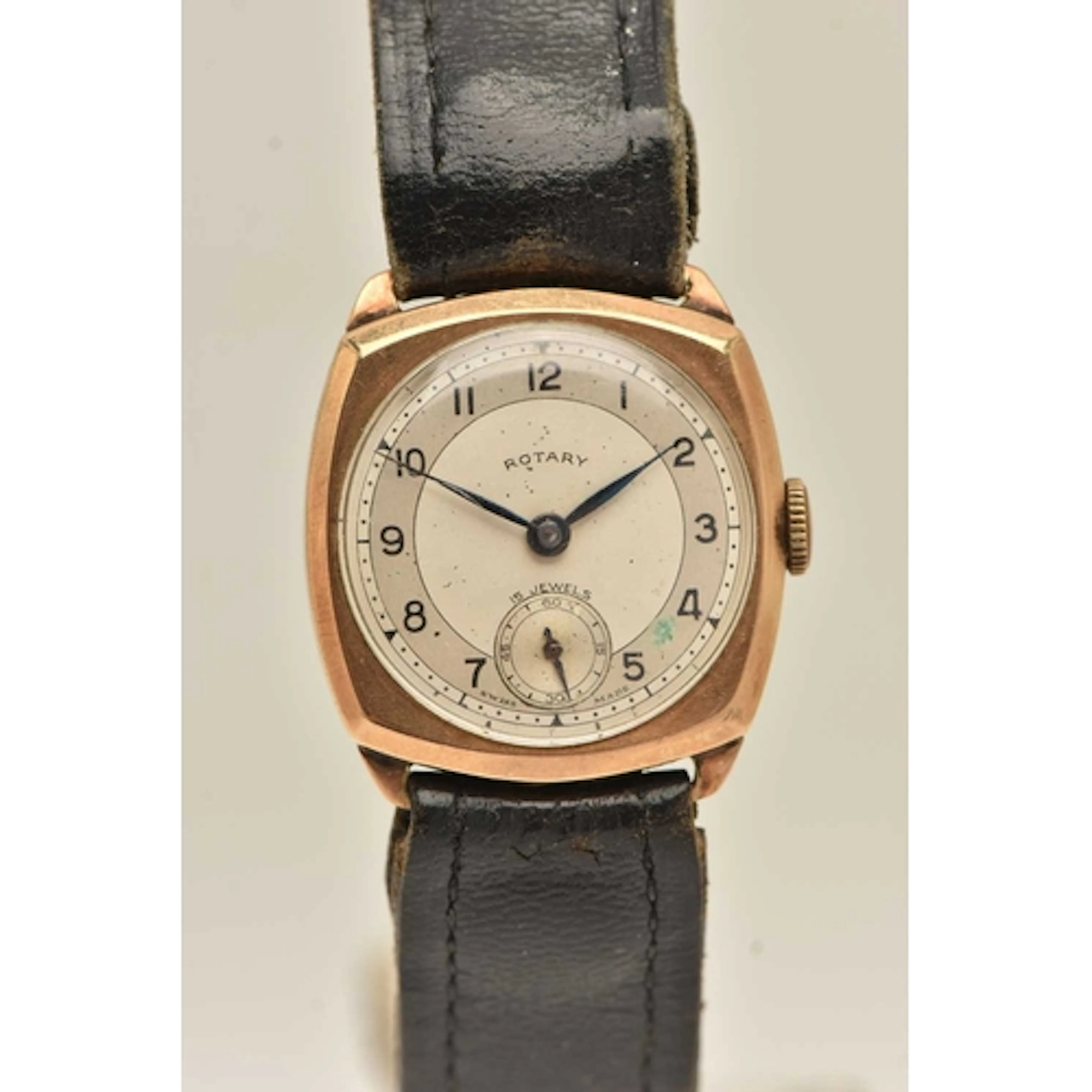 A 9CT GOLD 'ROTARY' WRISTWATCH, manual wind, round silvered ...