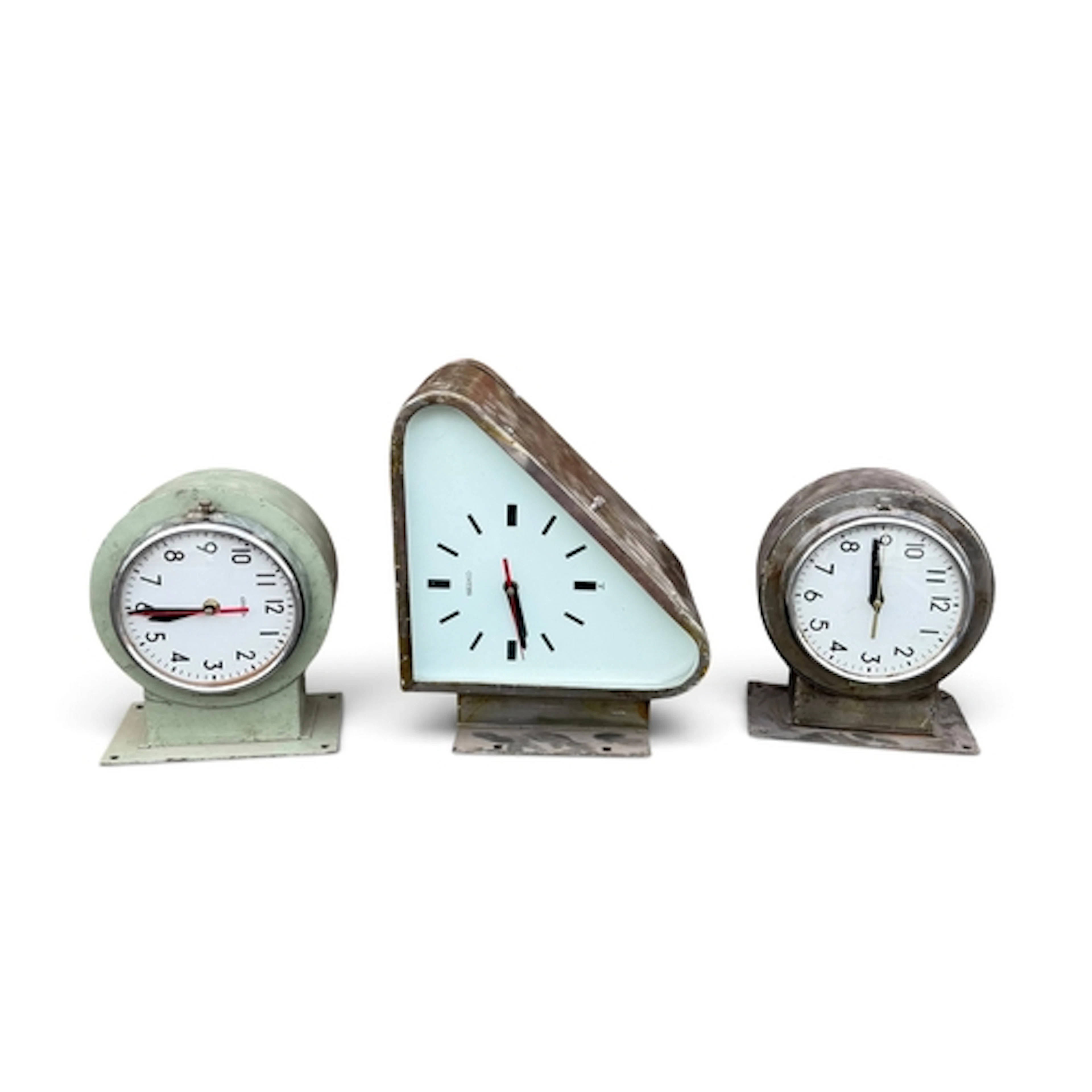 A SEIKO DOUBLE-SIDED MARITIME CLOCK Lacking glass to one si...