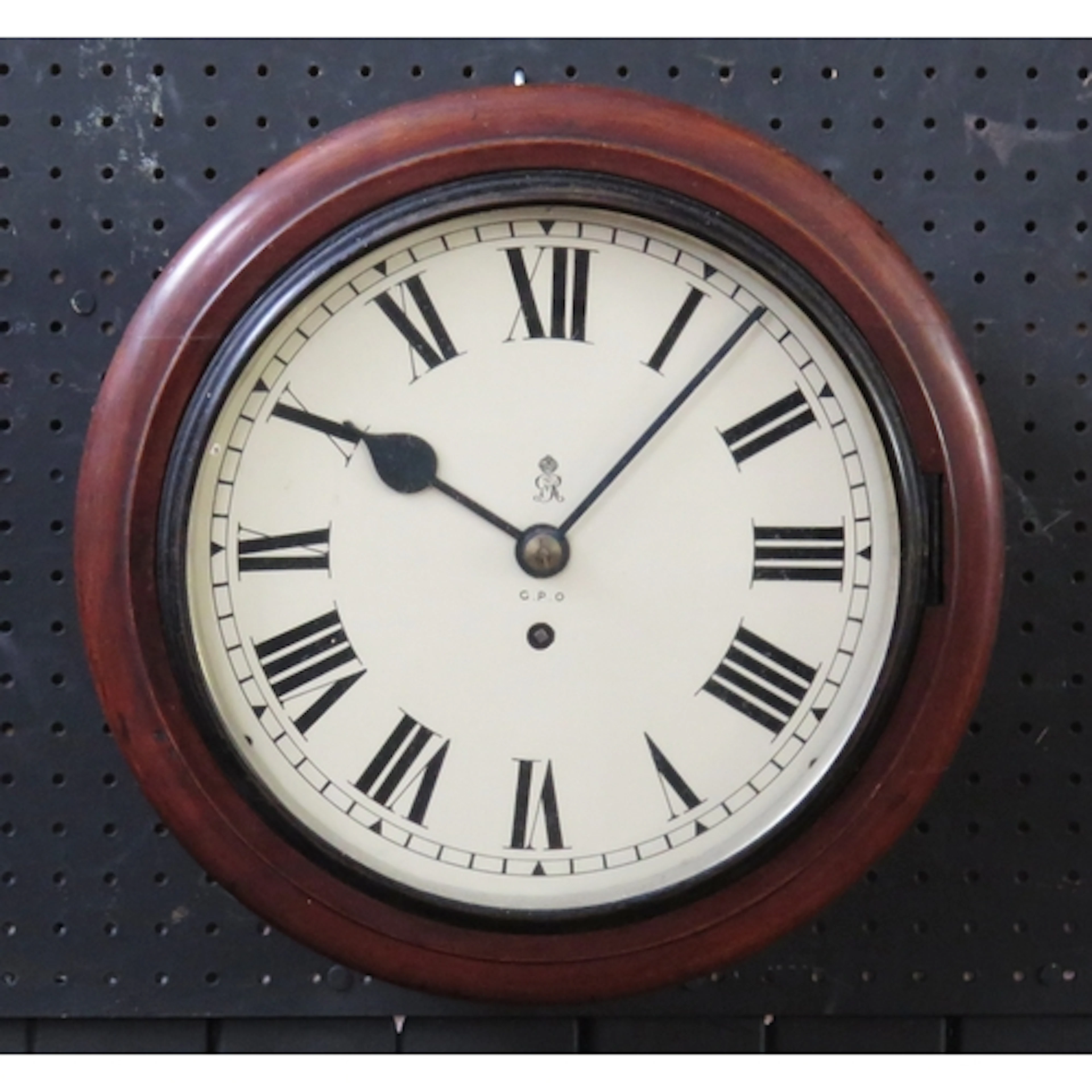 A George V Post Office wall timepiece, with 26cm Roman dial ...