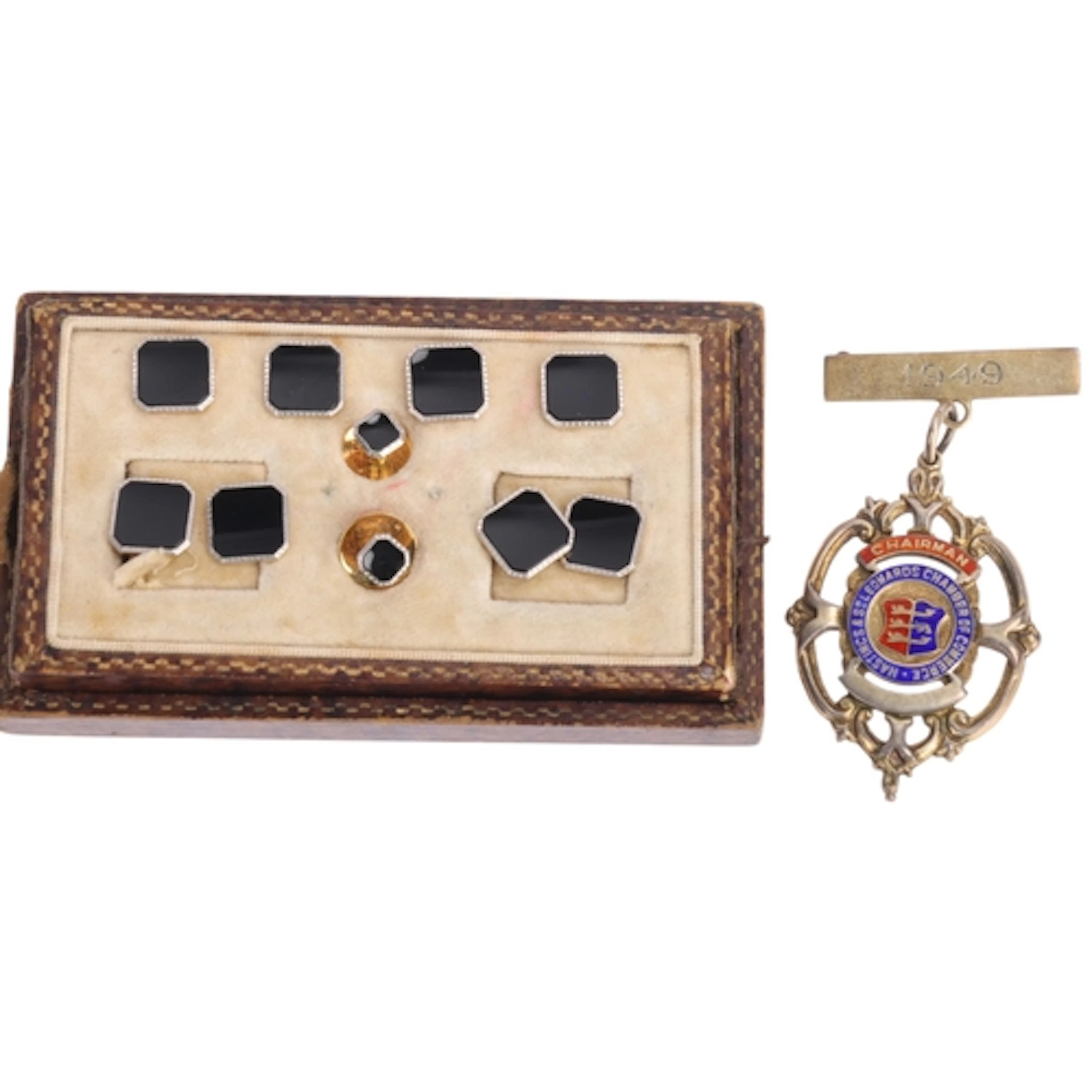 An Art Deco 18ct gold and platinum black onyx gentleman's dr...