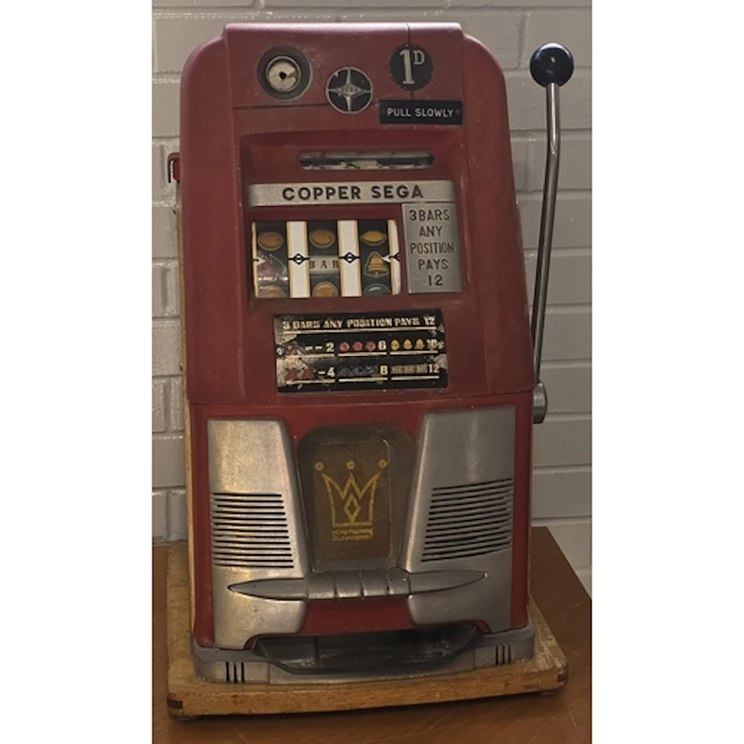 Vintage Copper Sega high top slot machine. Works on 1D. No k...