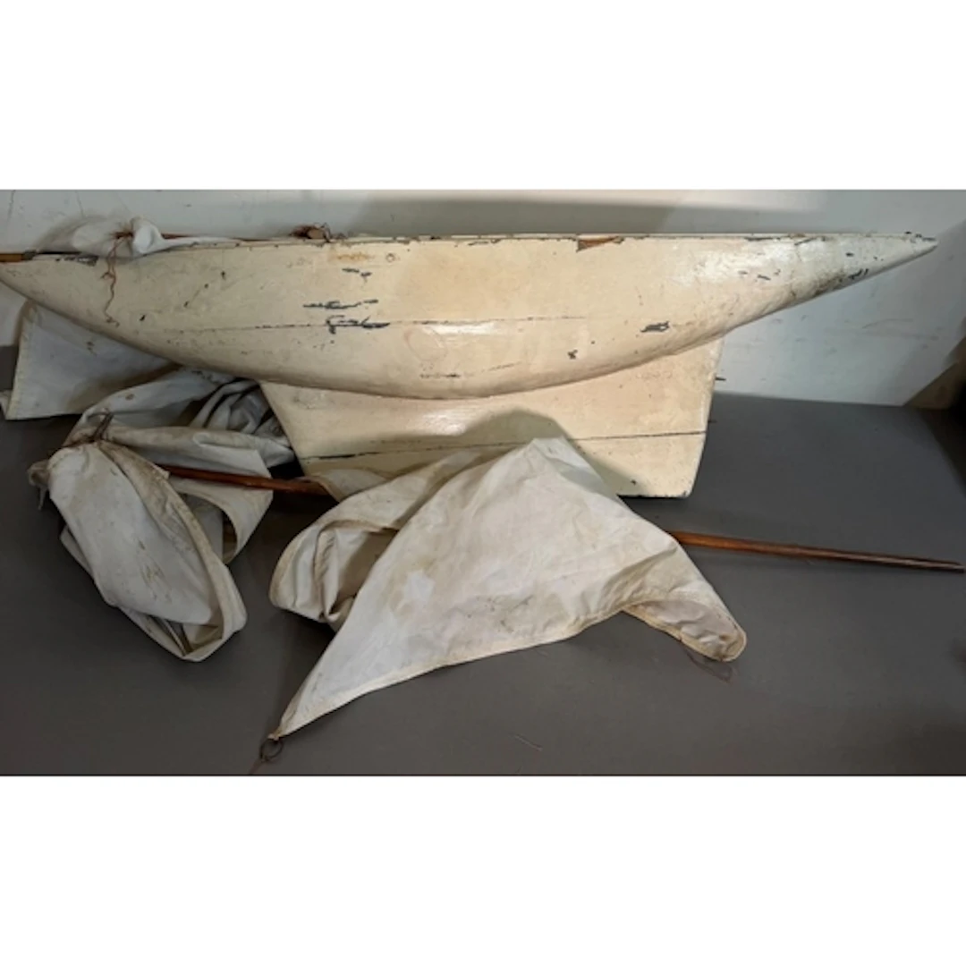 A vintage pond yacht. AF