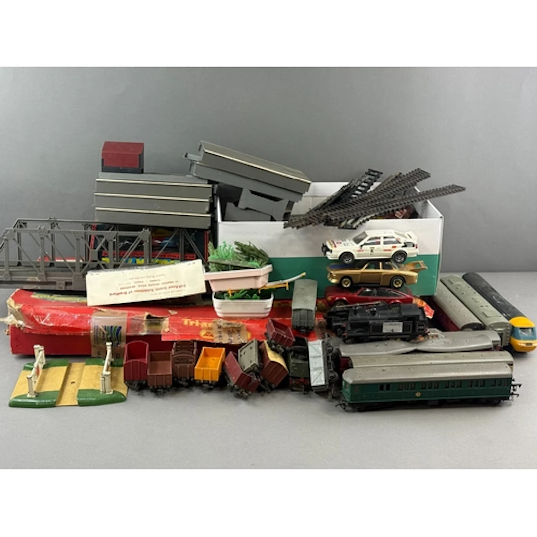 Toys & Games: Hornby – Tri-ang Railway toys and models, ...