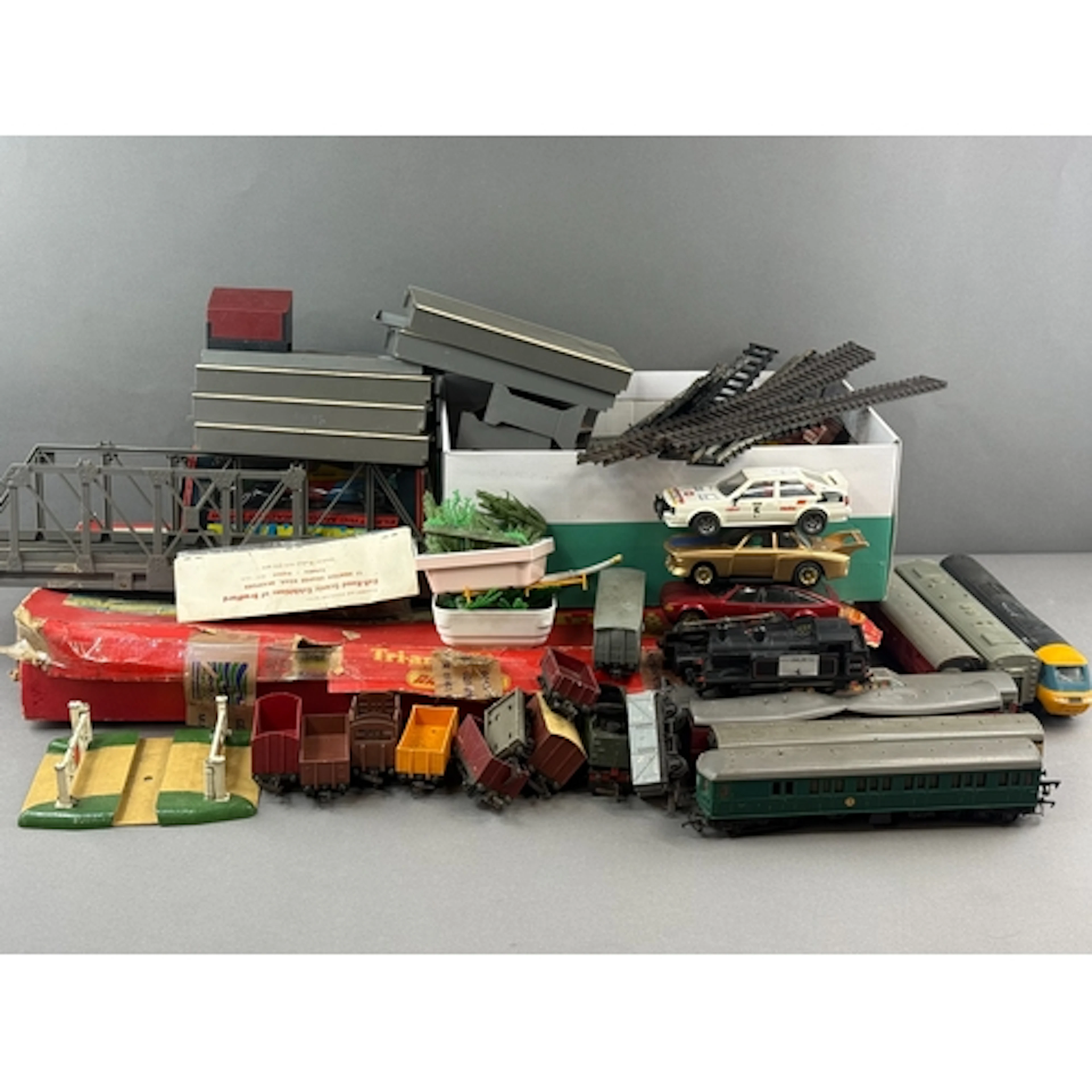 Toys & Games: Hornby – Tri-ang Railway toys and models, ...