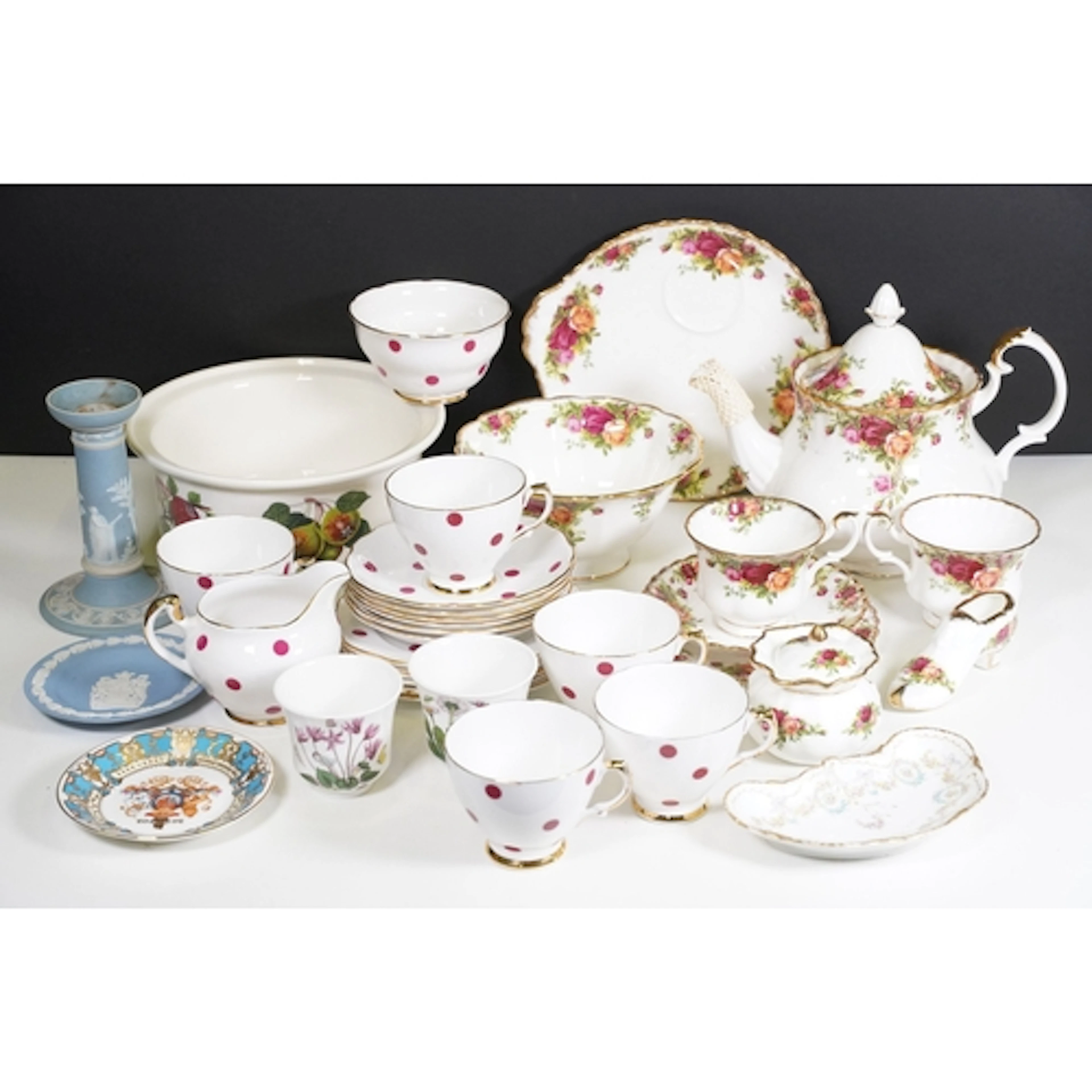 Royal Albert 'Old Country Roses' part tea set to comprise a ...