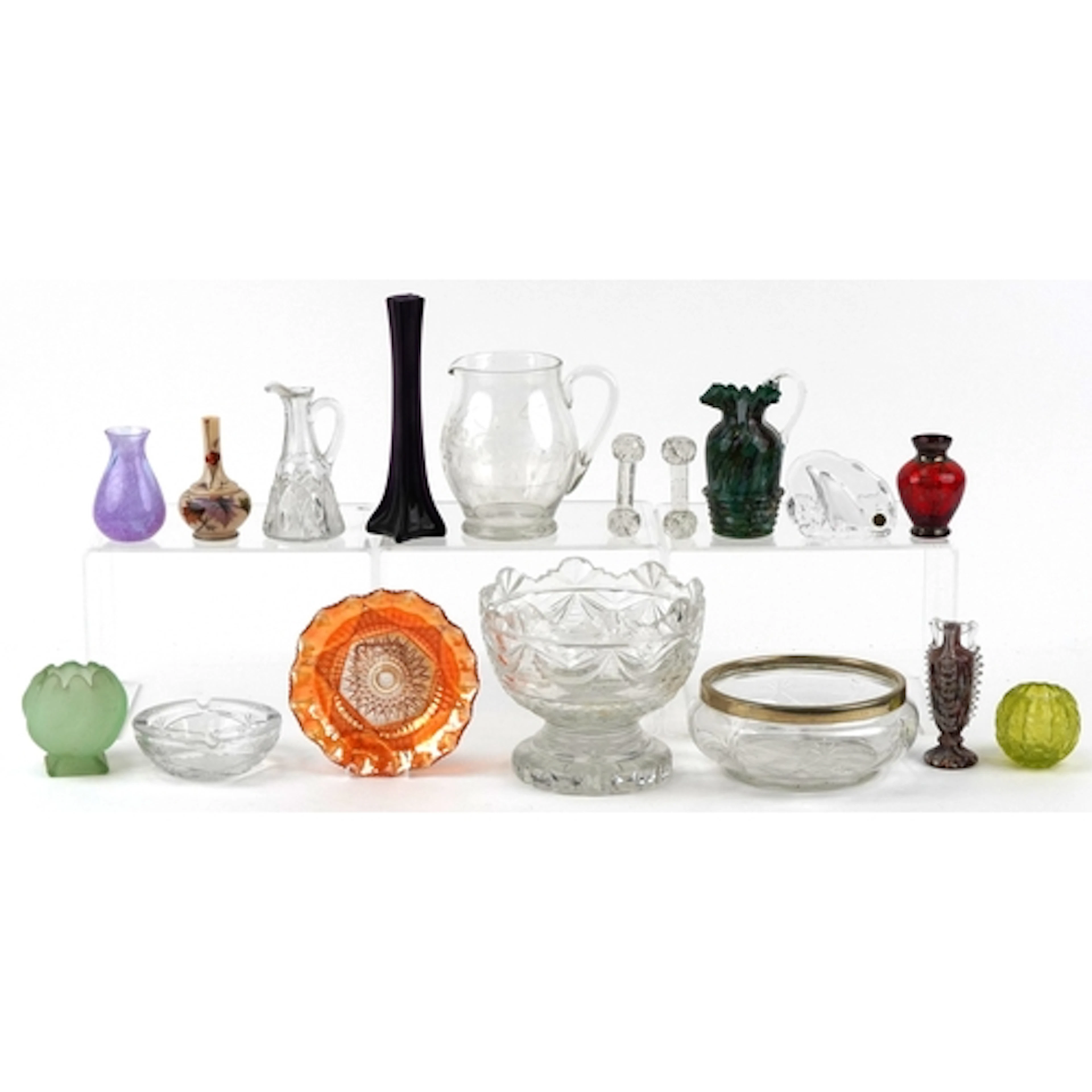 Vintage and later glassware including a carnival glass bowl,...