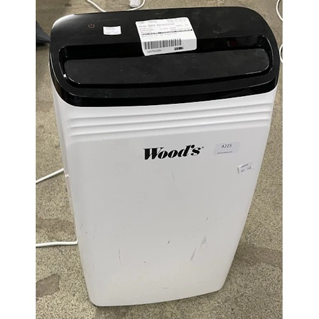 A Woods MDK26 white dehumidifier, original RRP £249.99 (405-...