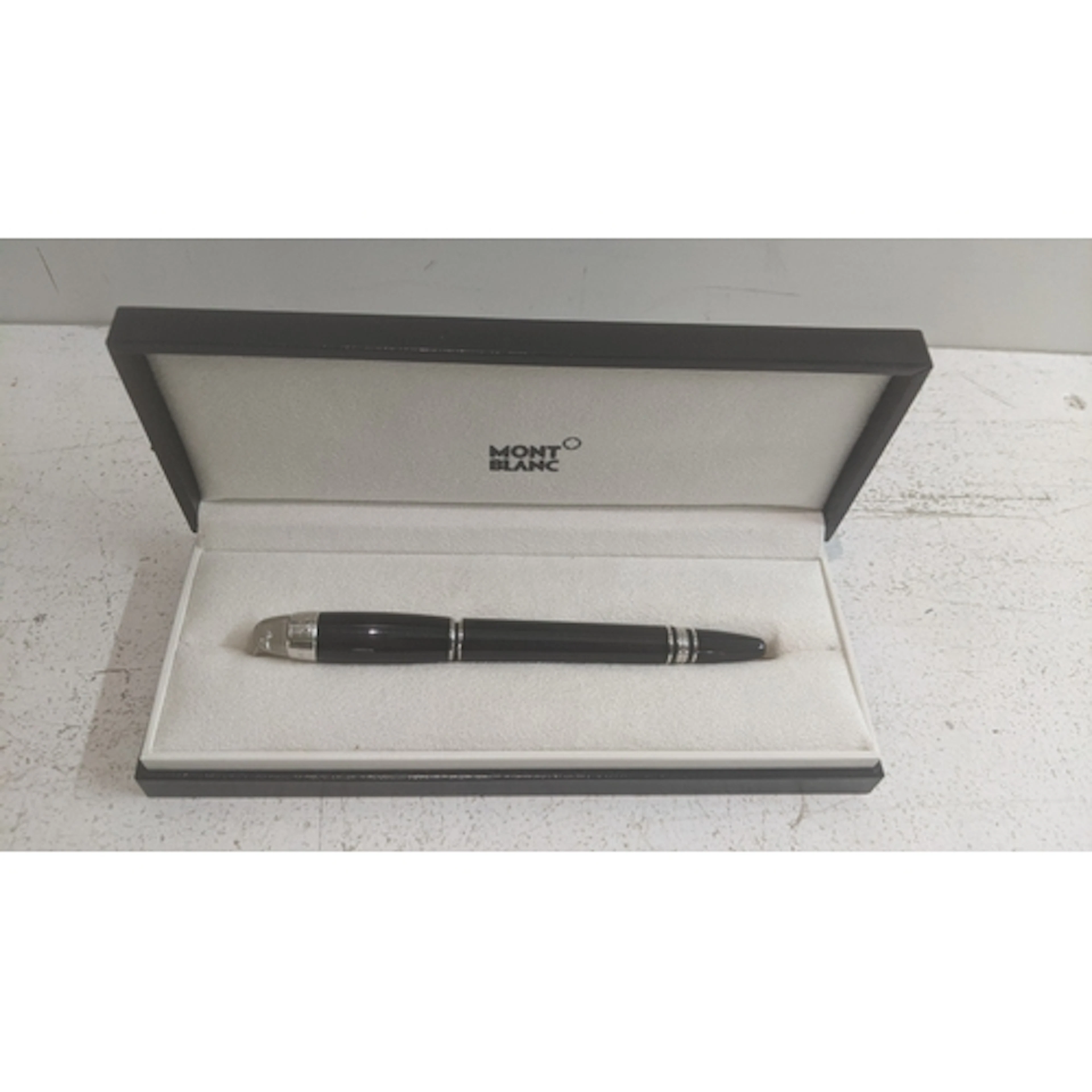 A boxed Mont Blanc 100 special edition fountain pen with whi...