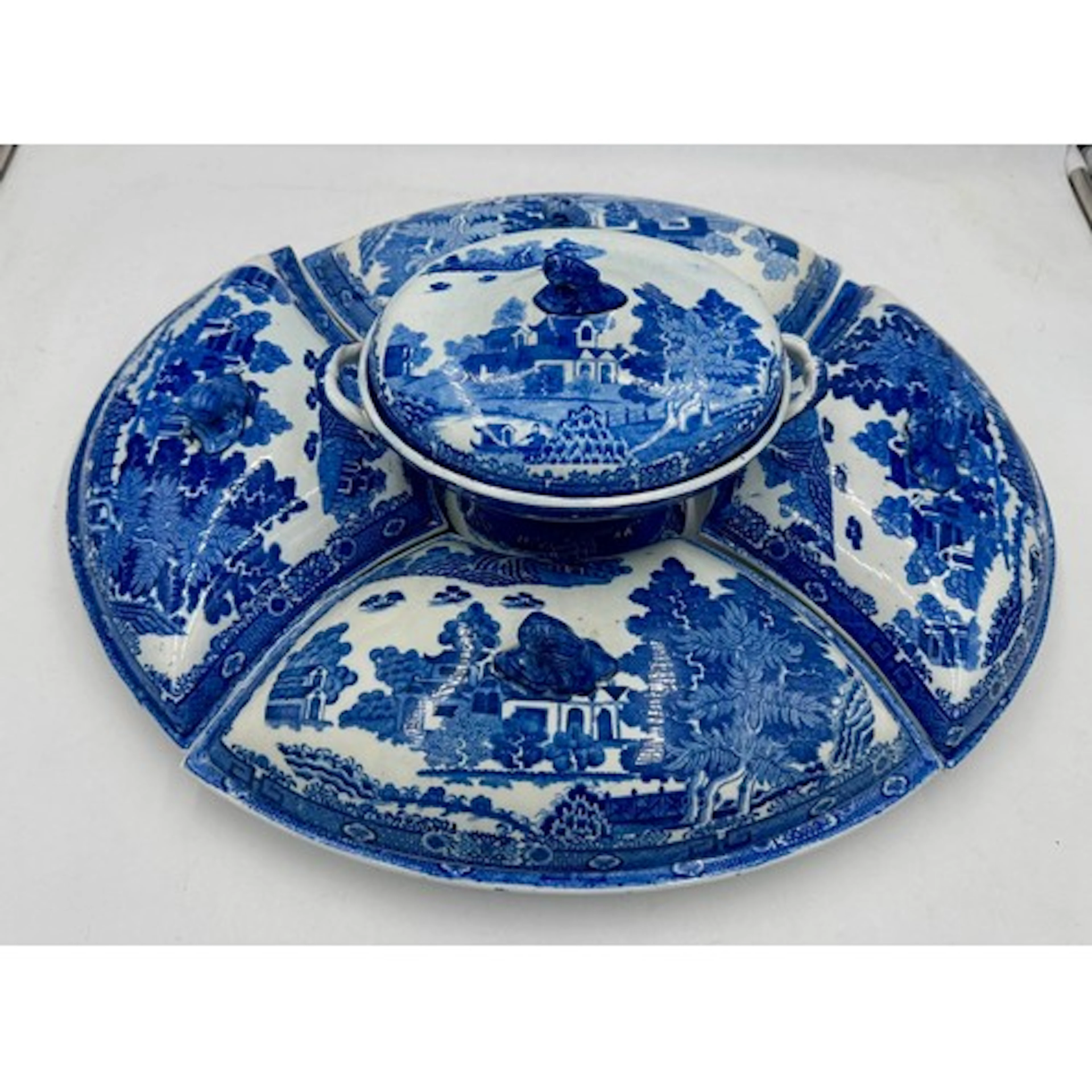 An early 19th century blue and white transfer-printed Spode ...