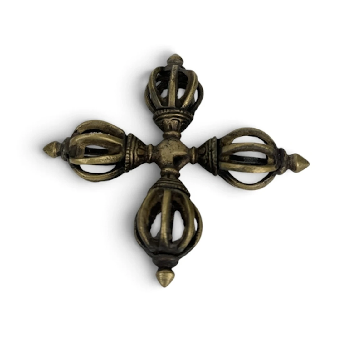 A 19TH C TIBETAN BRASS DOUBLE VAJRA 8.5cm x 8.5cm...