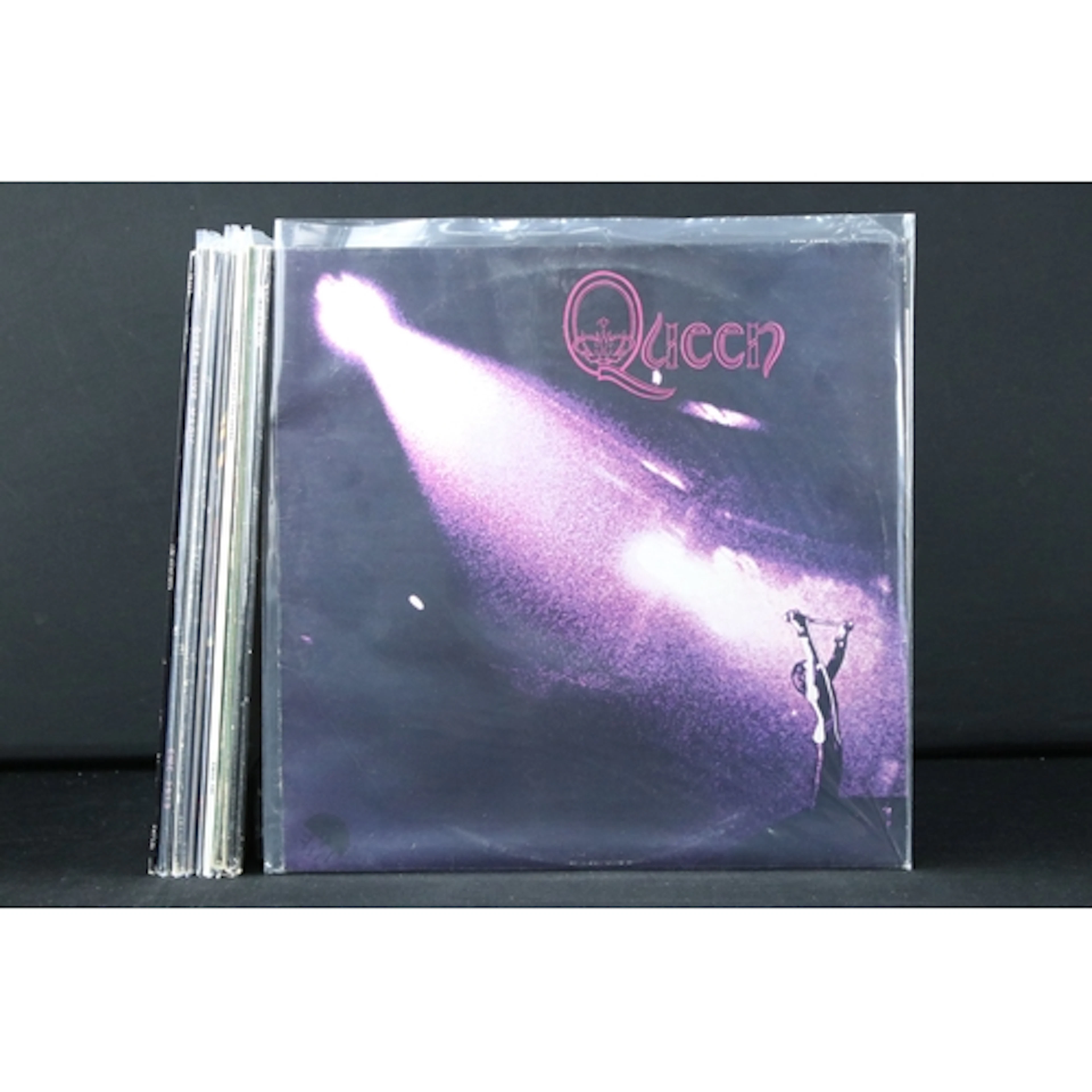 Vinyl - 9 original UK pressing Queen LPs to include Queen, A...