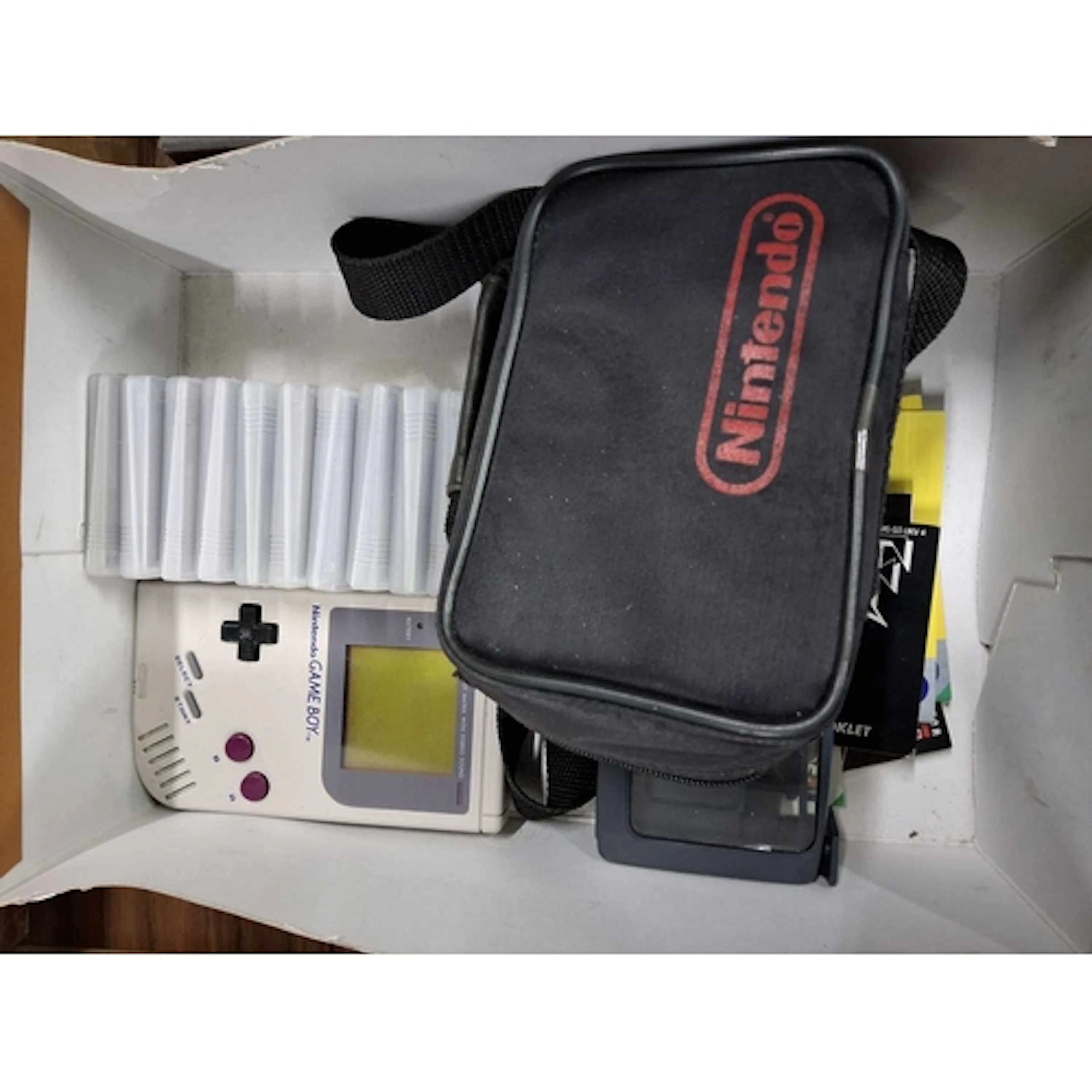 NINTENDO GAMEBOY VIDEOGAME CONSOLE AND GAMES, includes Tetri...