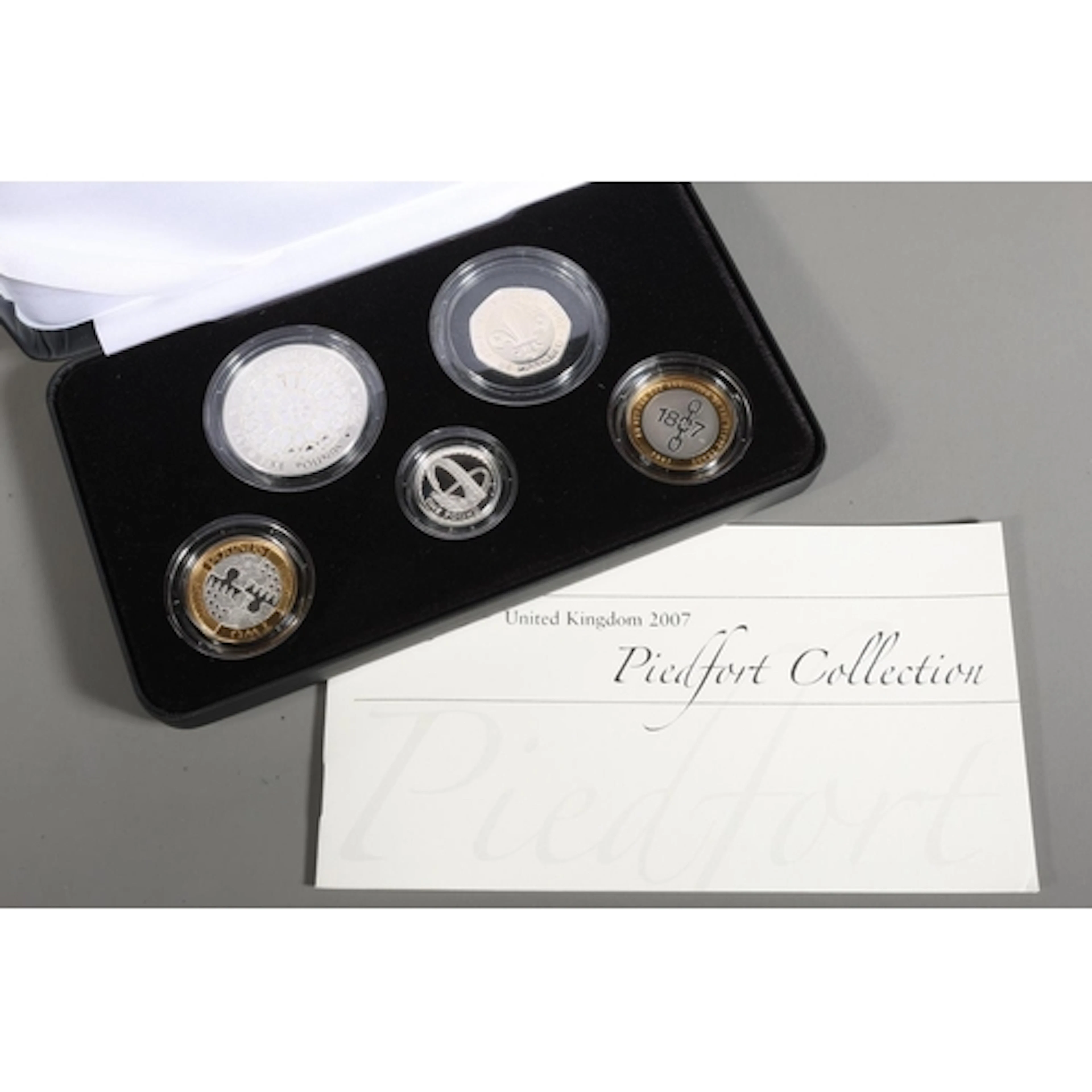 UNITED KINGDOM Queen Elizabeth II (1952-2022) Piedfort Colle...