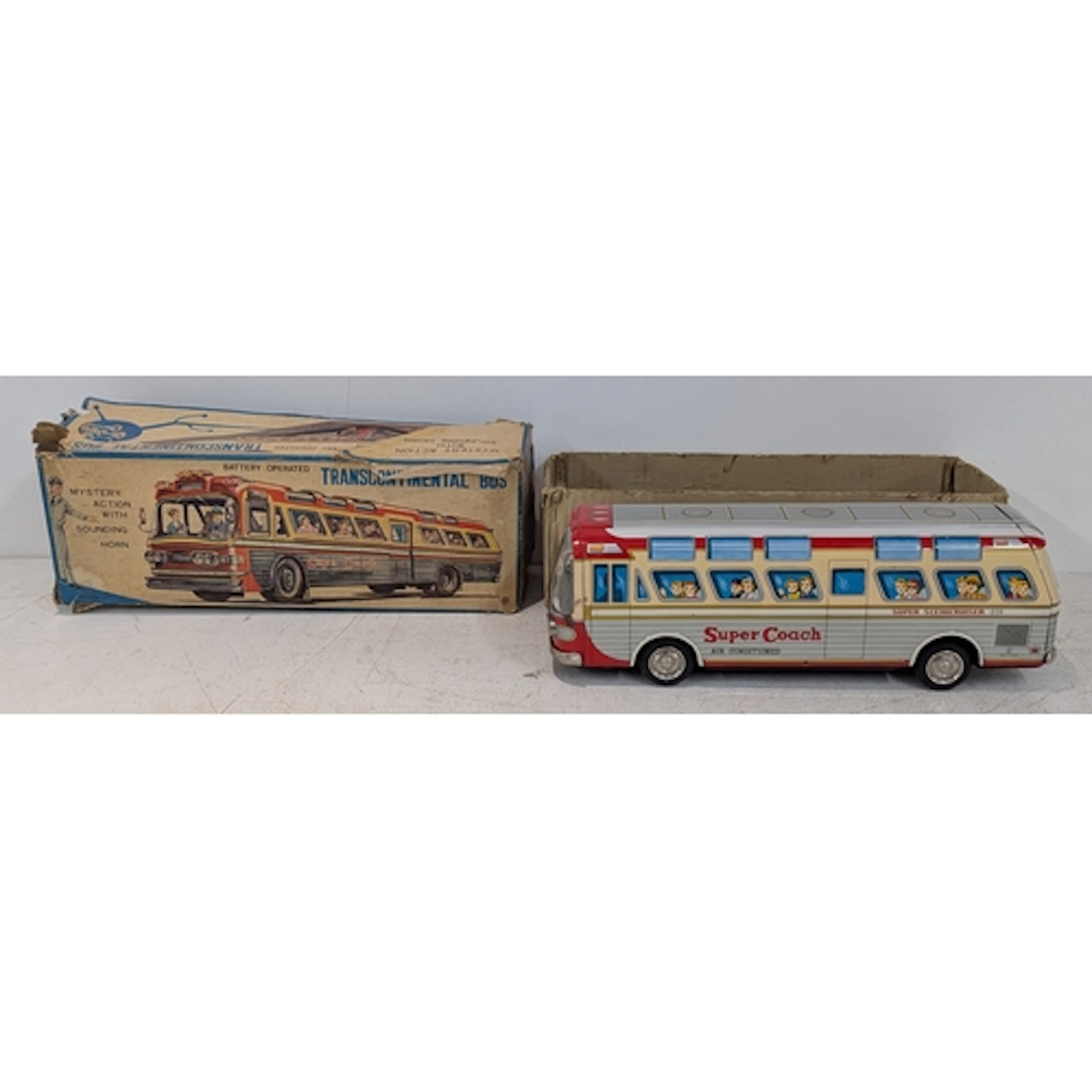 A battery operated Transcontinental Bus Super Coach - Super ...