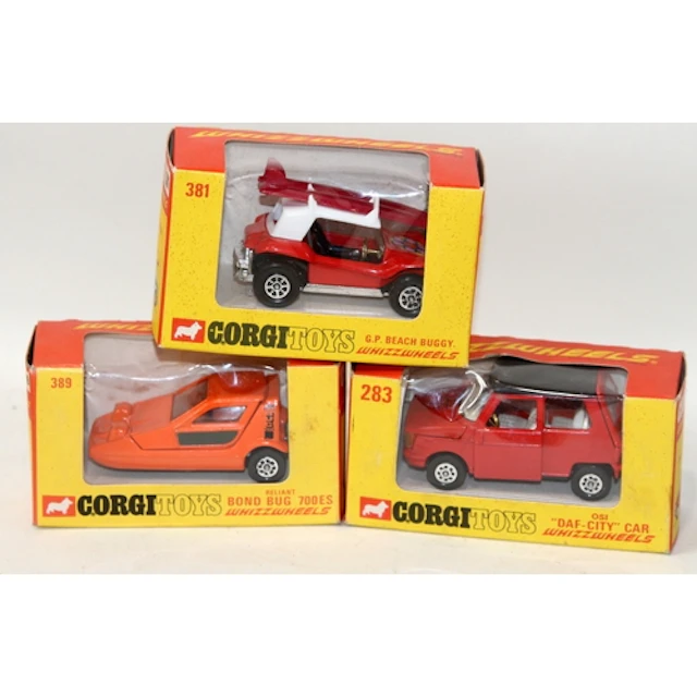 Vintage early edition Corgi Whizzwheels: 283 DAF City Car, 3...