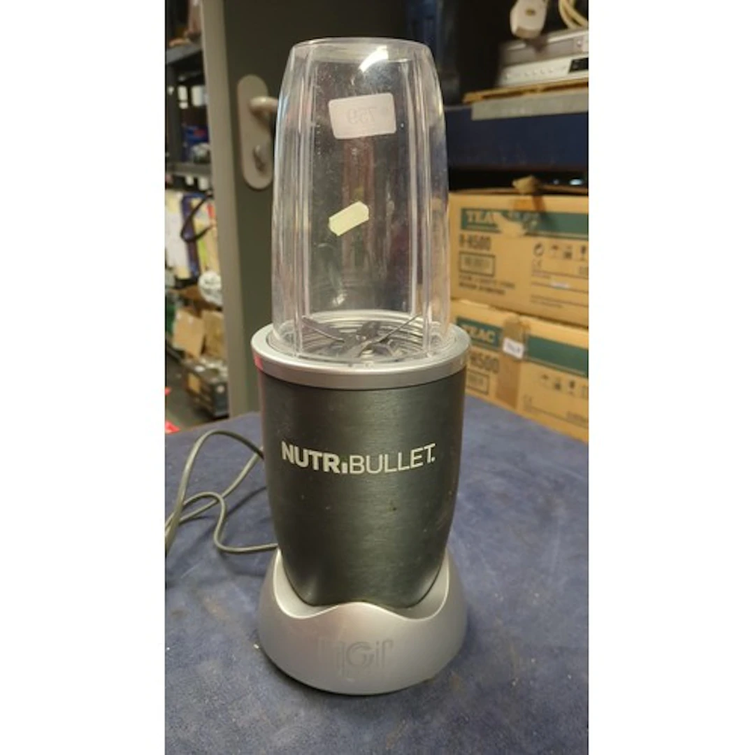 NutriBullet NB-101B personal blender with 600W motor base, c...