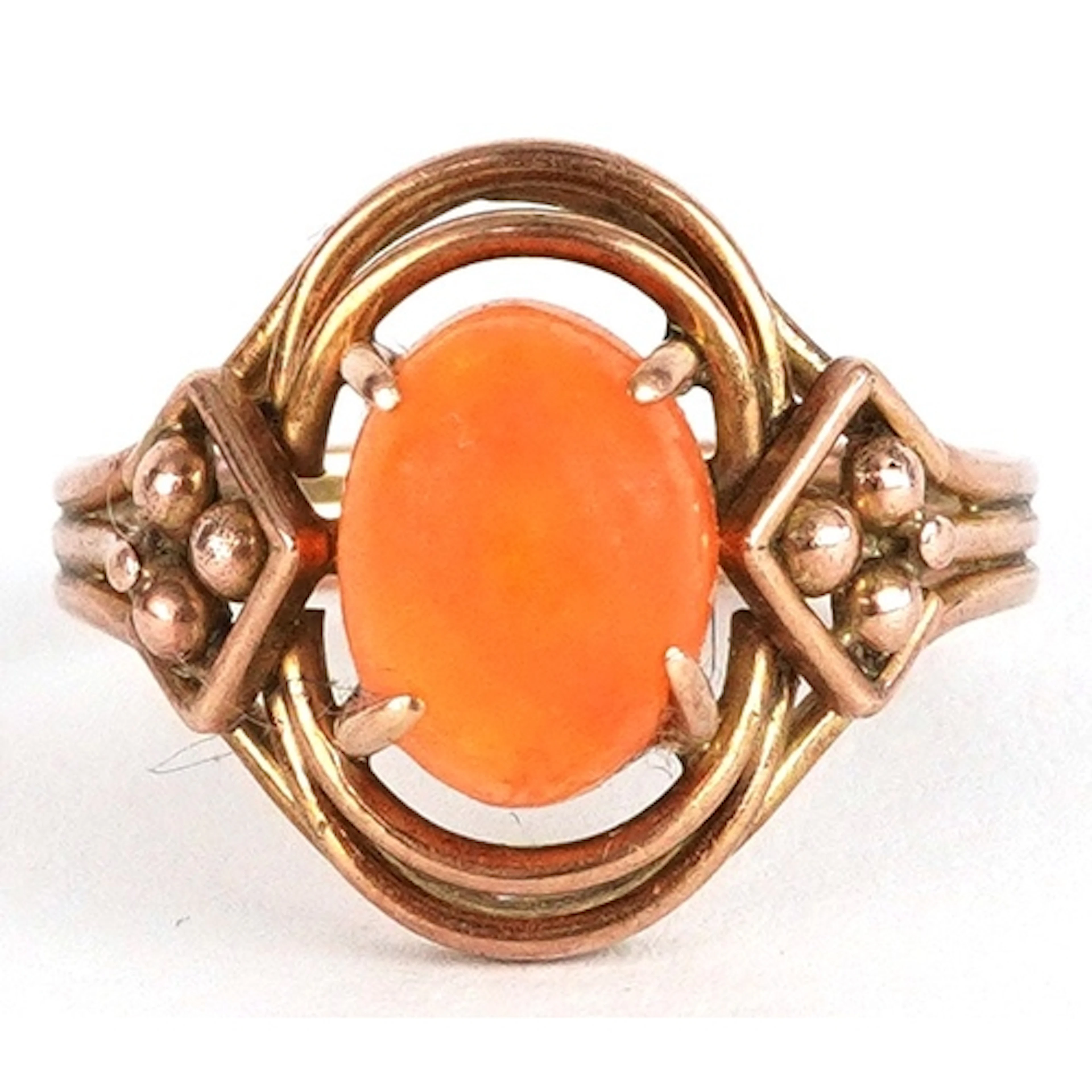 9ct gold cabochon opal ring with openwork setting, K/L, 2.9g...