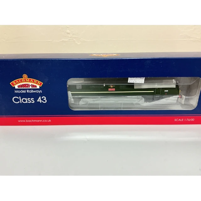 A Boxed Bachmann 00 Gauge Class 43 Warship D835 Pegasus BR G...