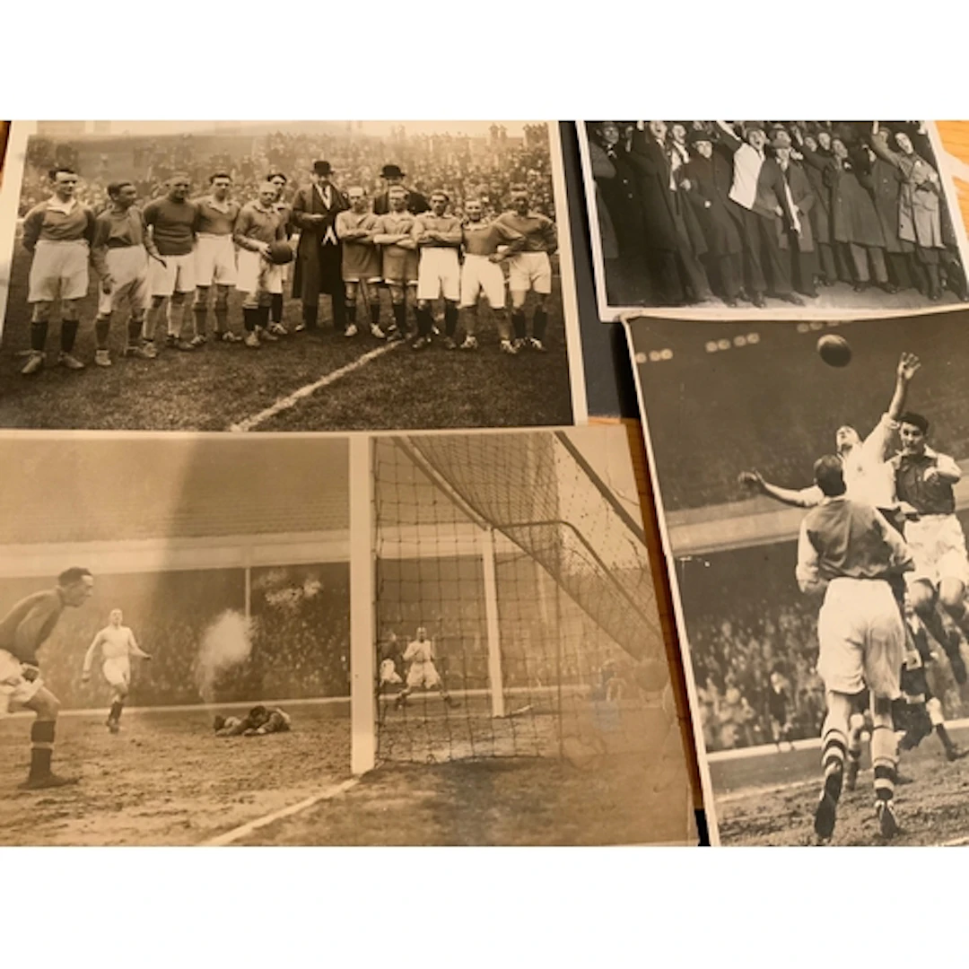LOT OF THE DAY Arsenal Football Press Photo Collection: 14 f...