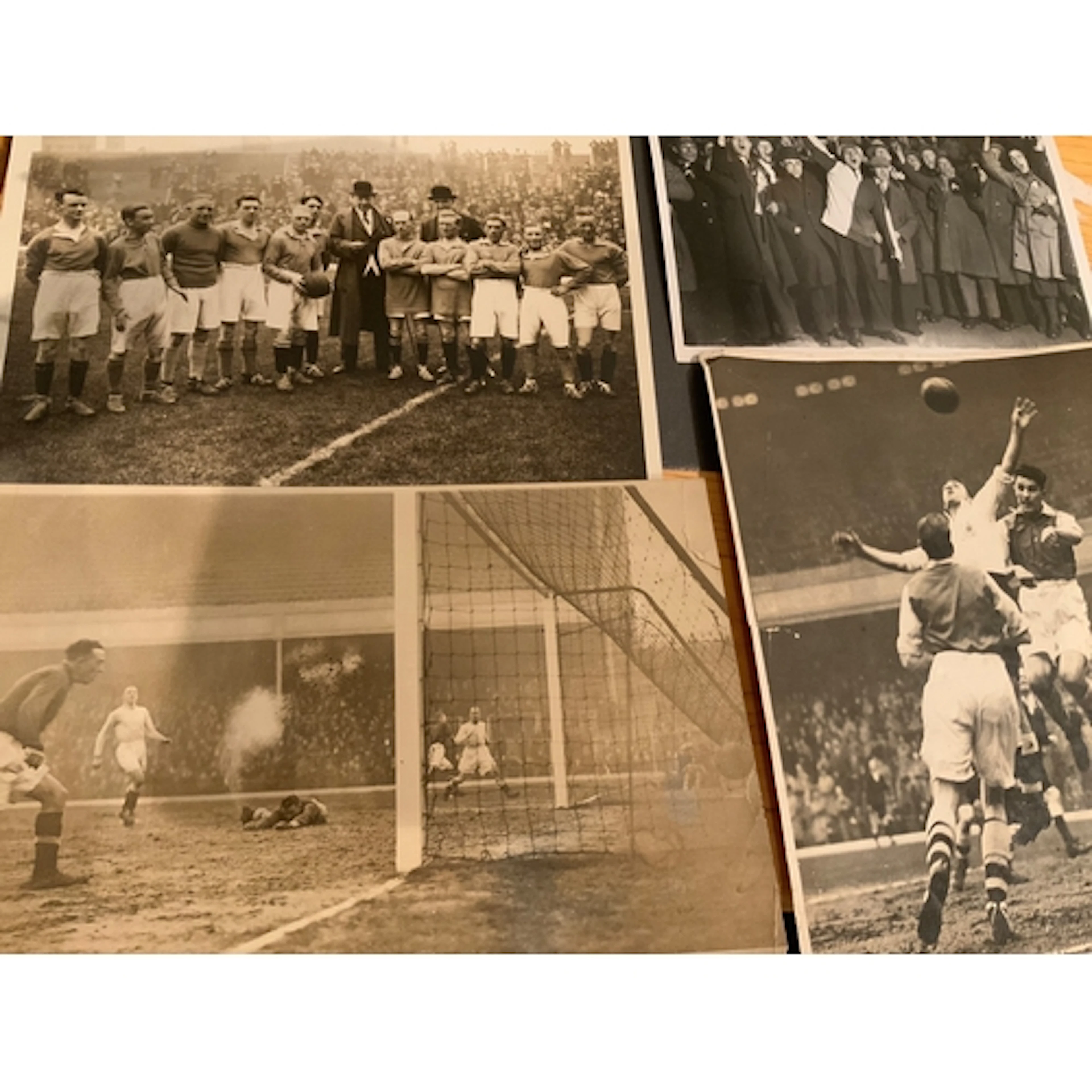 LOT OF THE DAY Arsenal Football Press Photo Collection: 14 f...