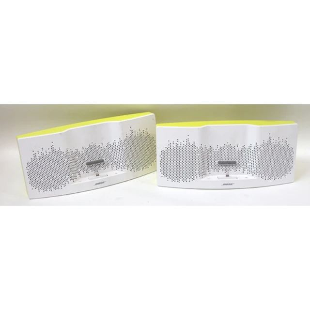 2 x Bose Sound Dock XT speakers in white/yellow. no cables, ...