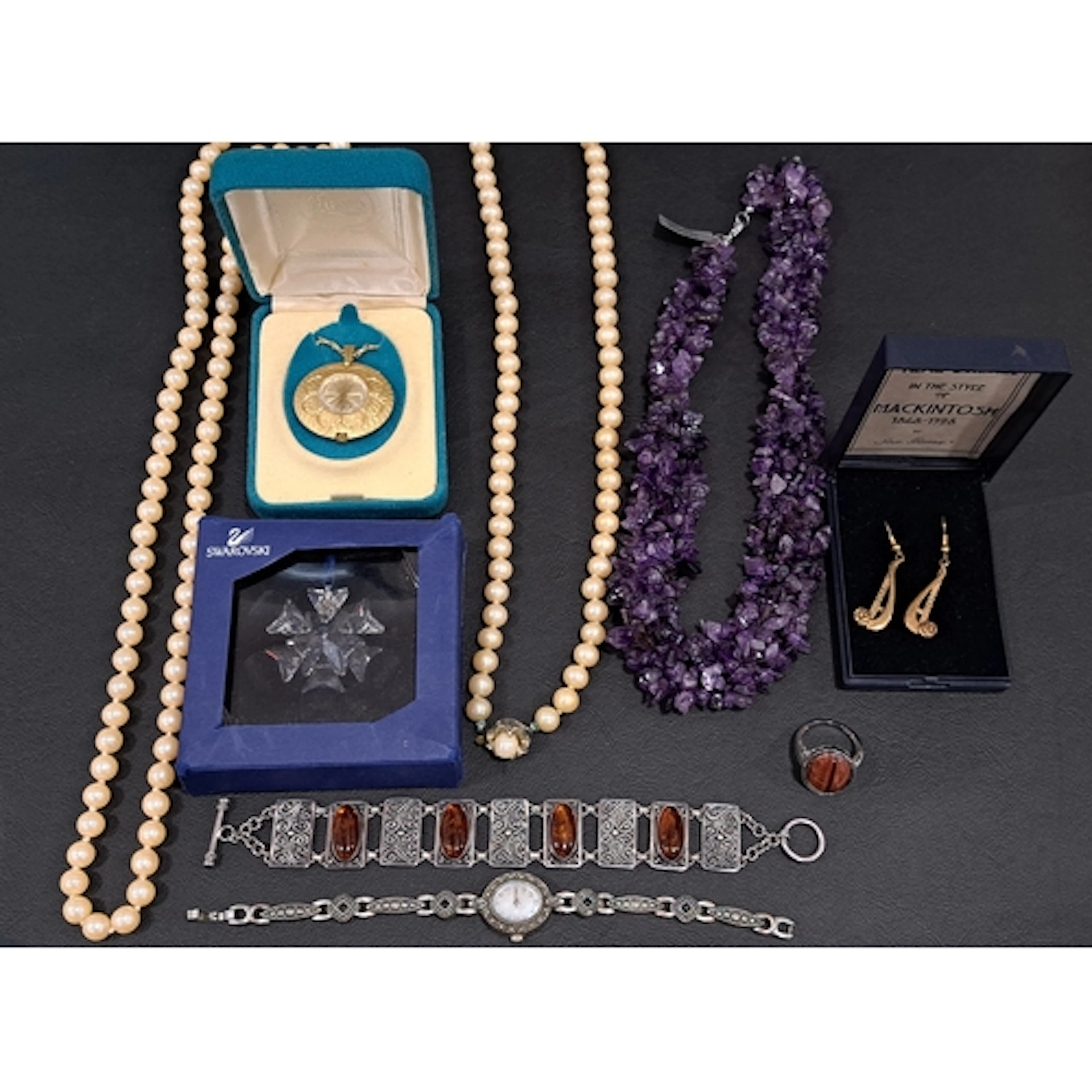SELECTION OF SILVER AND OTHER COSTUME JEWELLERY AND WATCHES ...