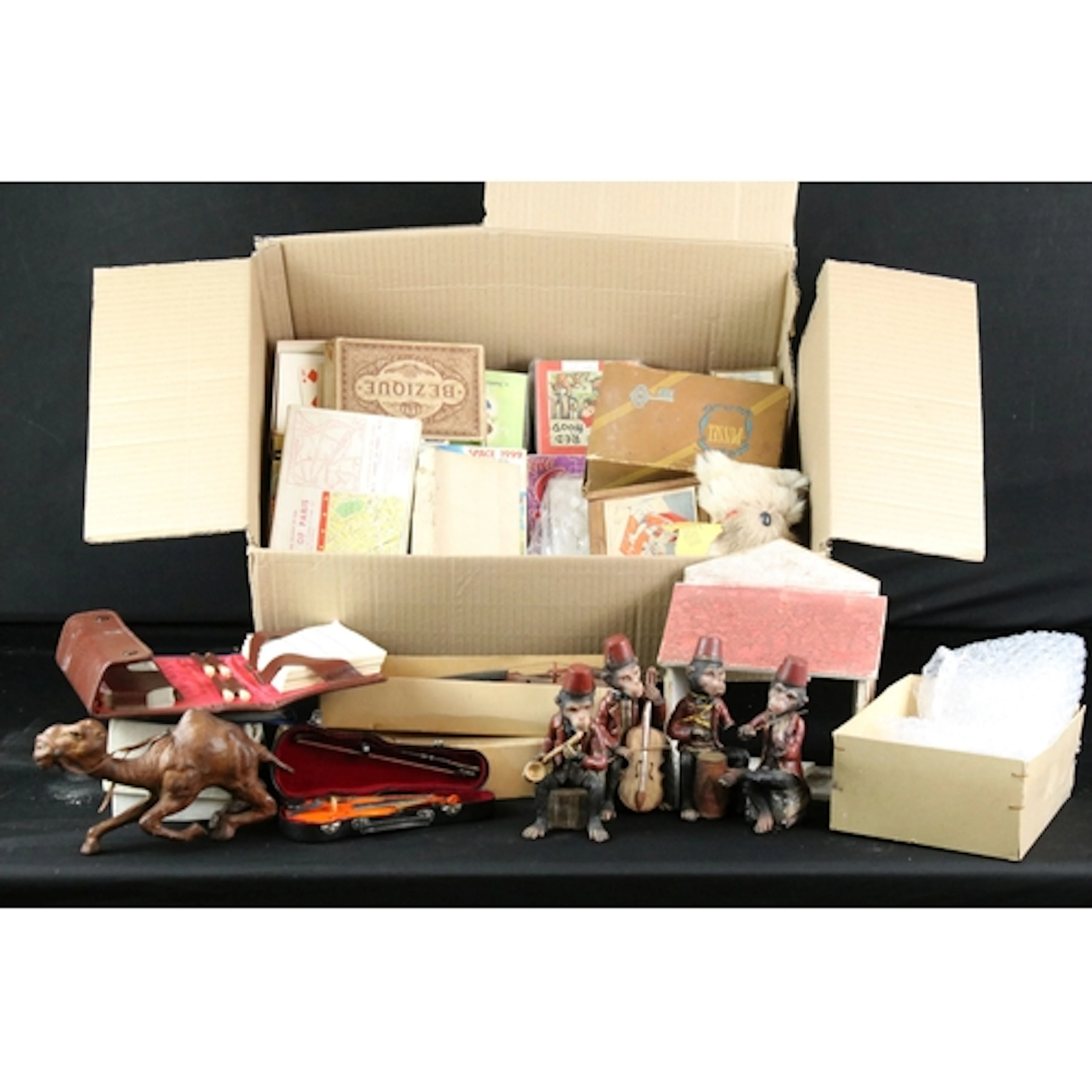 Collection of mixed items, to include: Liberty leather style...