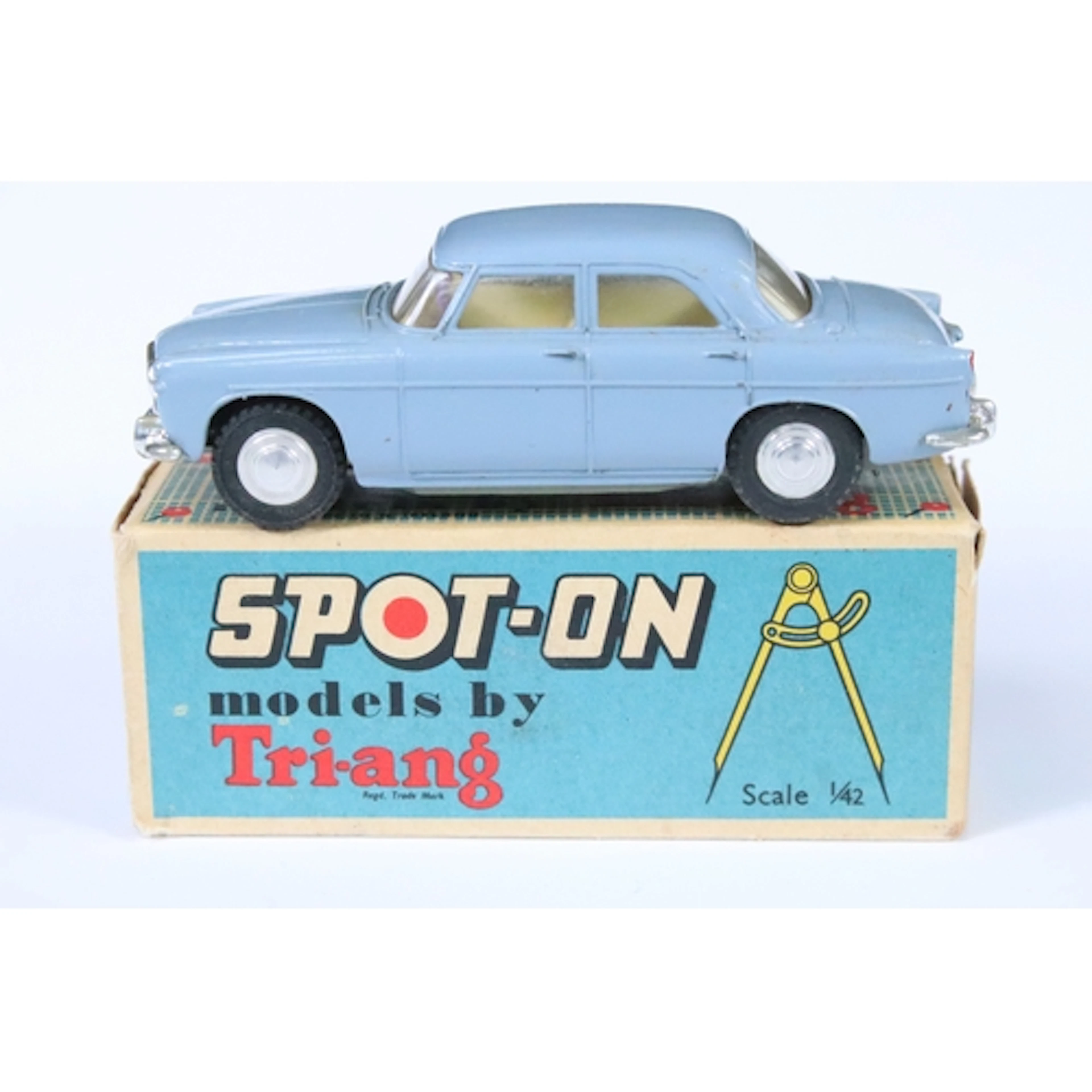 Boxed Triang Spot On 157 Rover 3 Litre diecast model in grey...