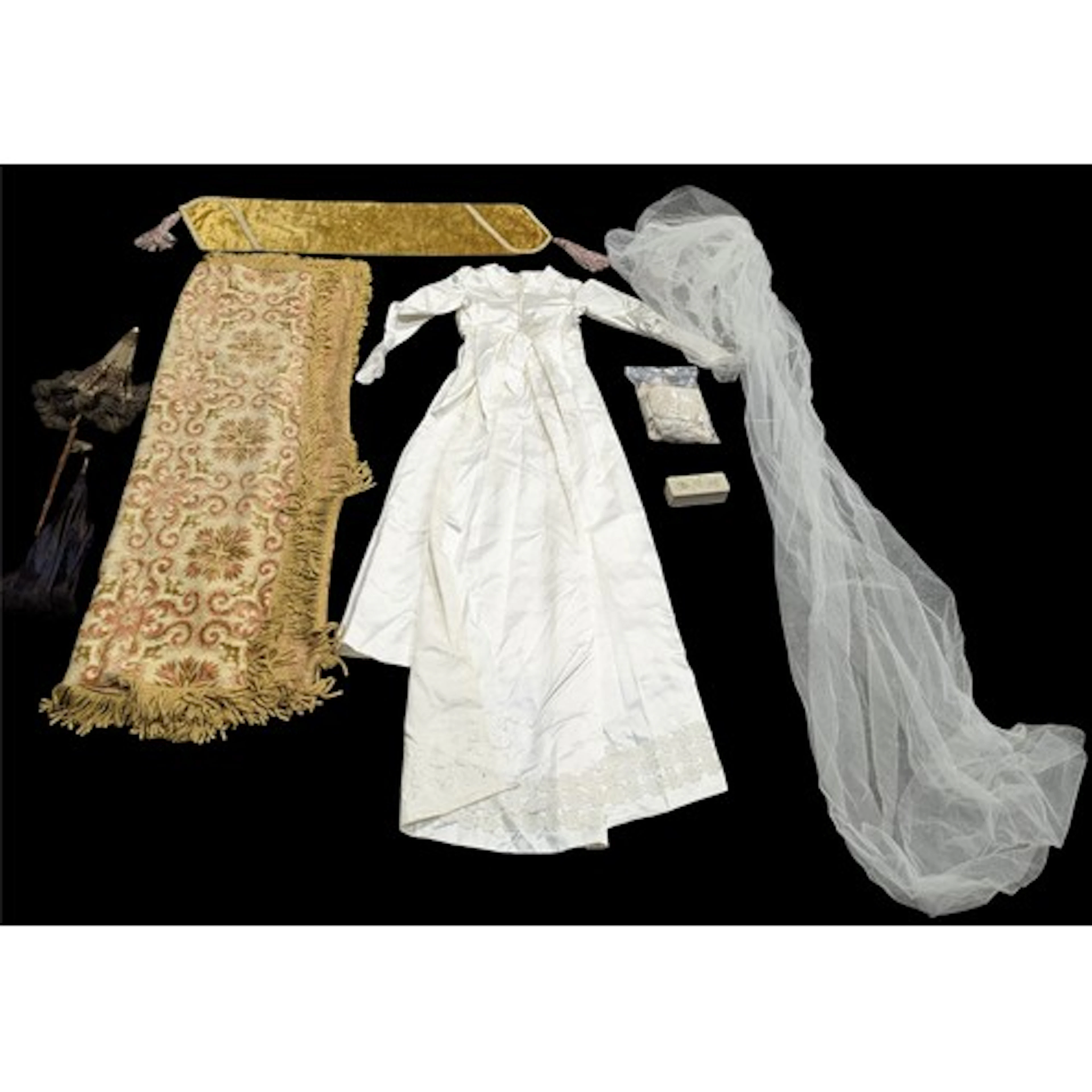 Textiles - a late 19th/early 20th century yellow velvet side...