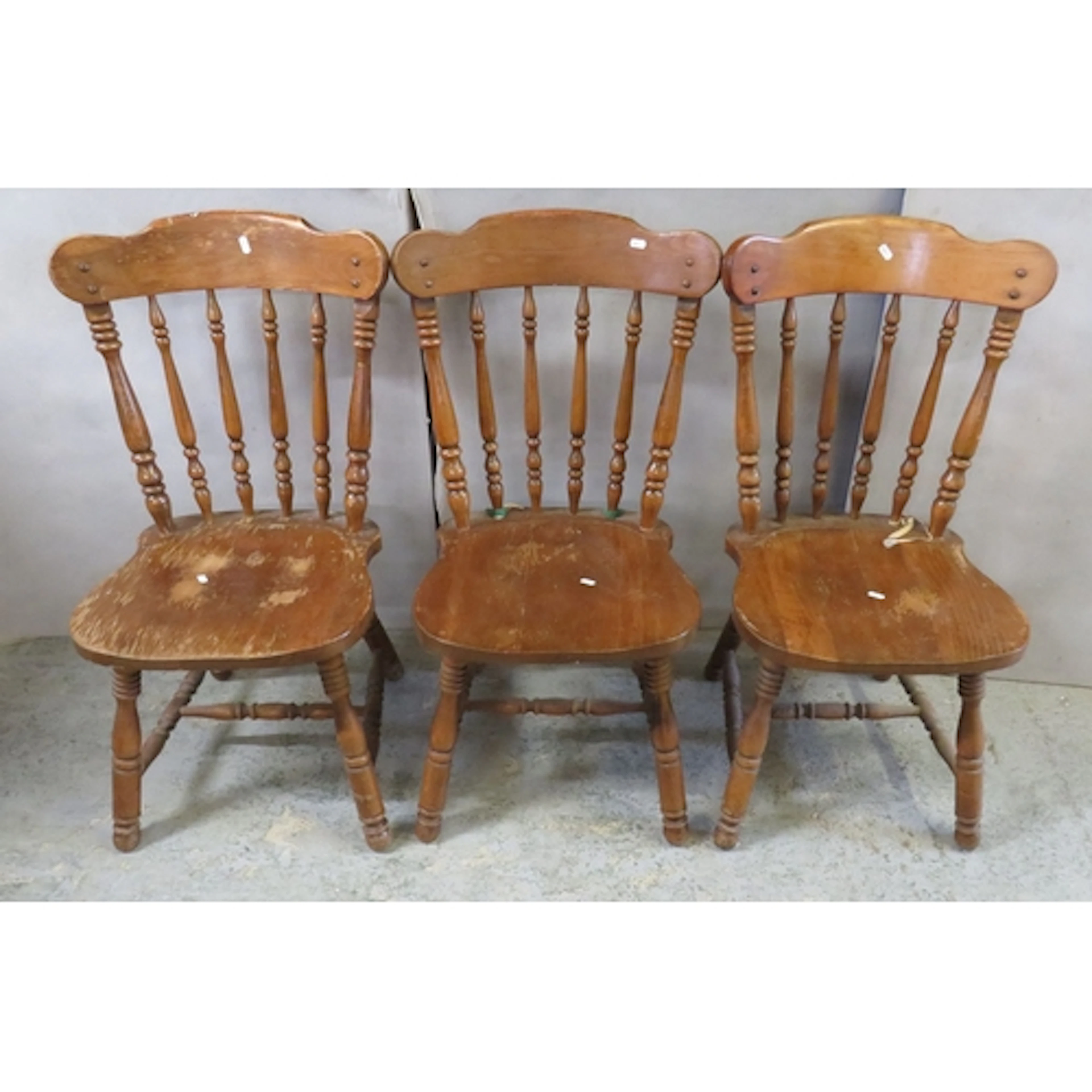 Set of 3 Traditional Kitchen Chairs, turned supports approx....