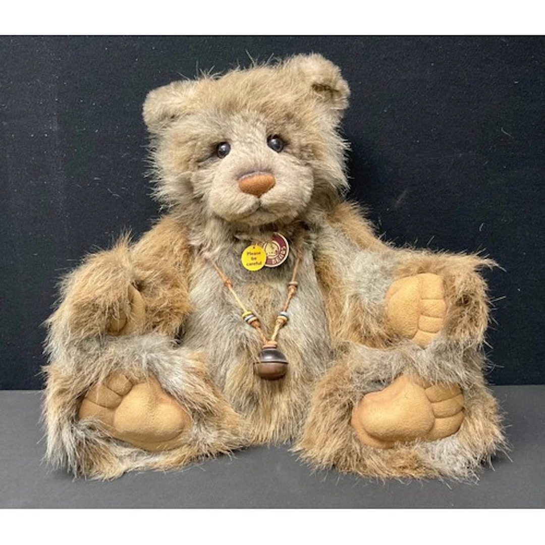 Charlie Bears - Woodford, CB131370, exclusively designed by ...