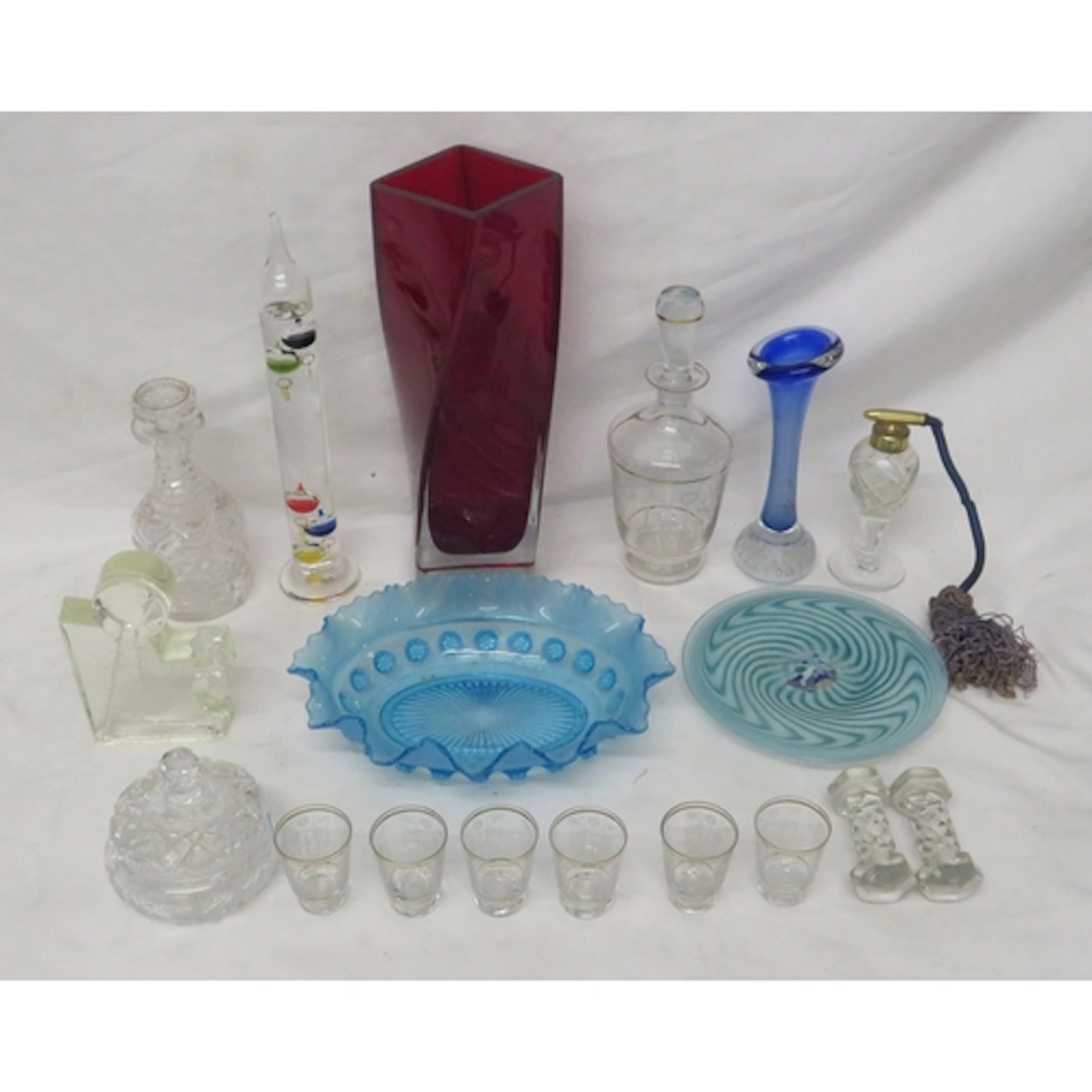 Glassware incl. handblown with unpolished pontil blue & whit...
