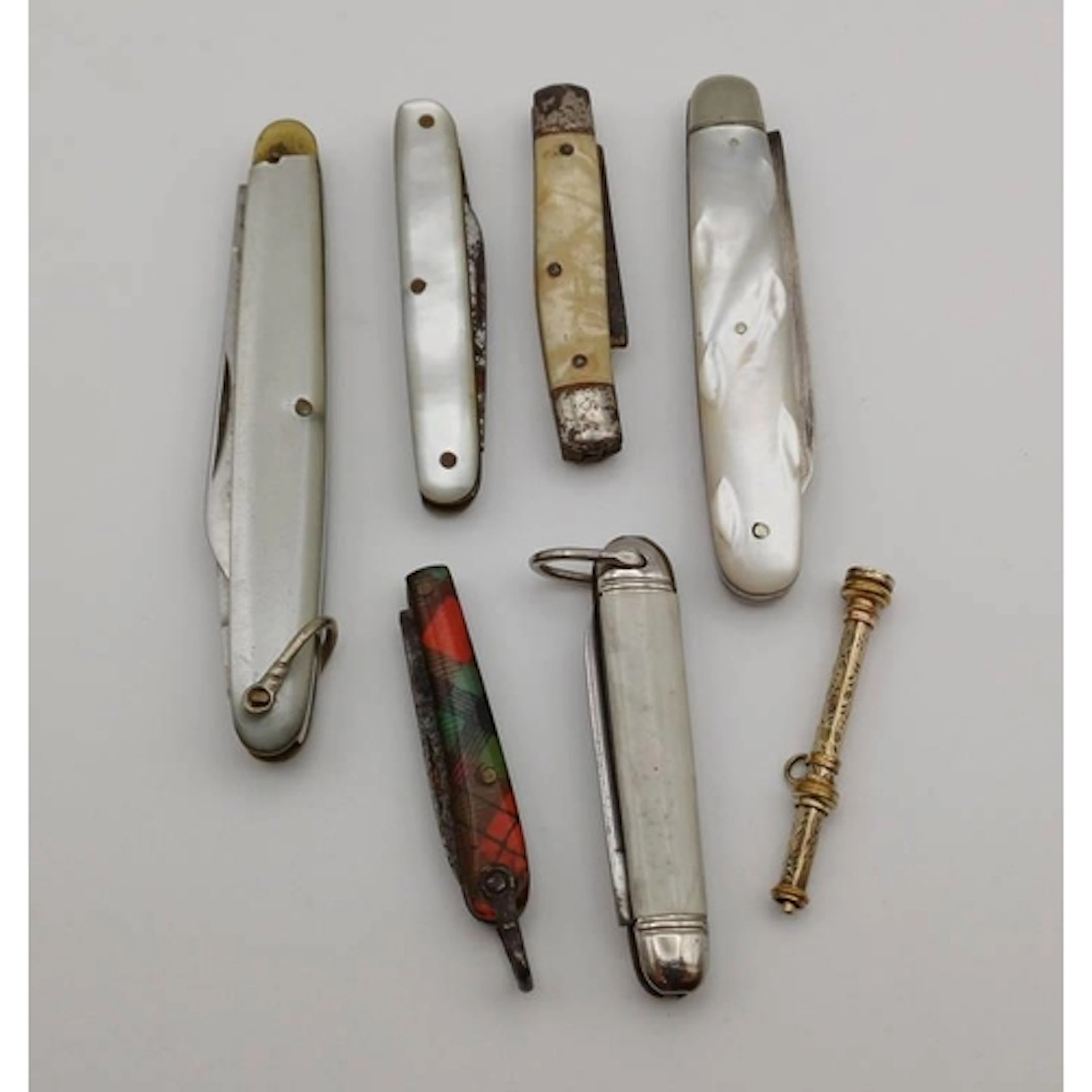 SILVER & MOTHER OF PEARL APPLE KNIFE, VARIOUS OTHER POCKET K...