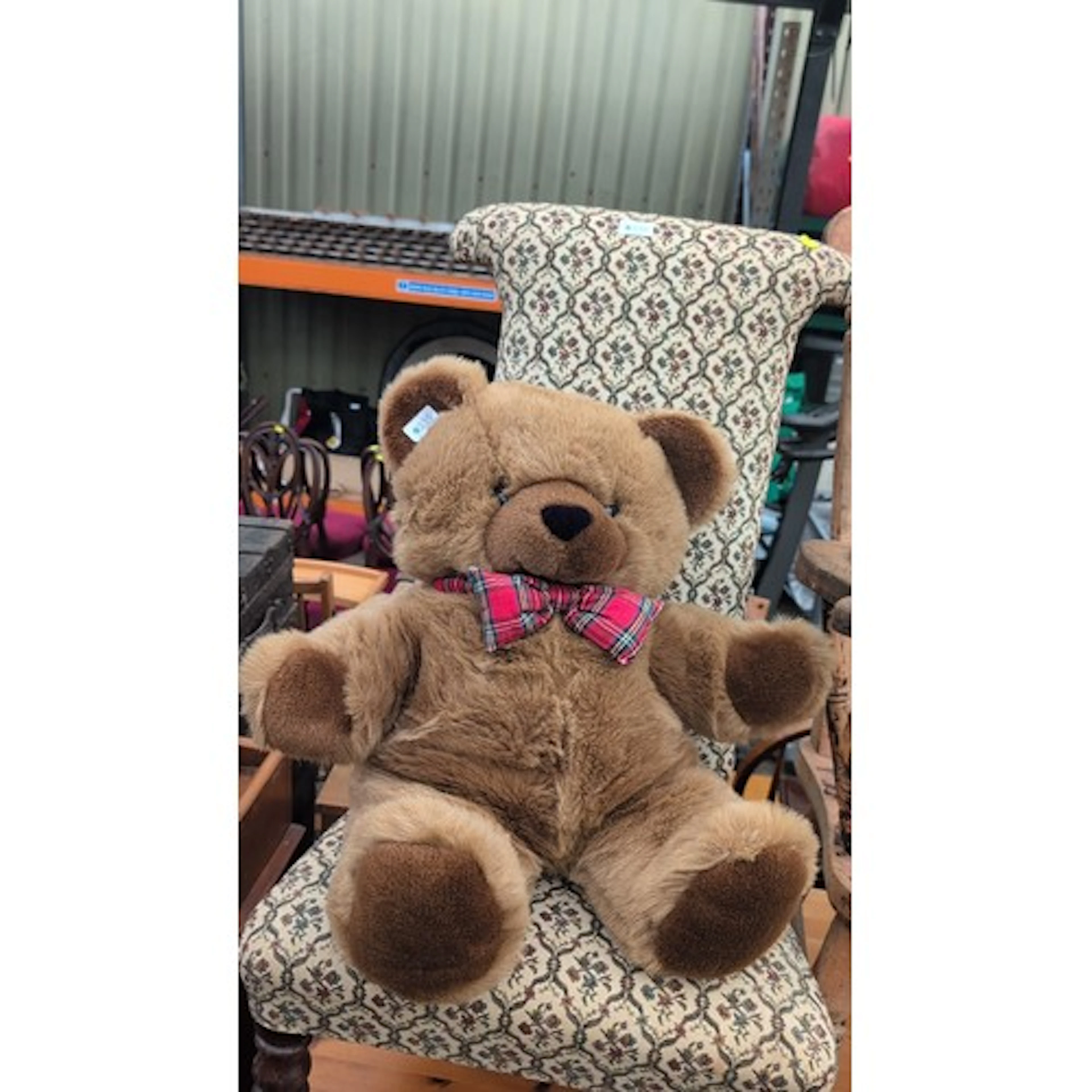 Vintage plush teddy bear, the articulated body in honey-brow...